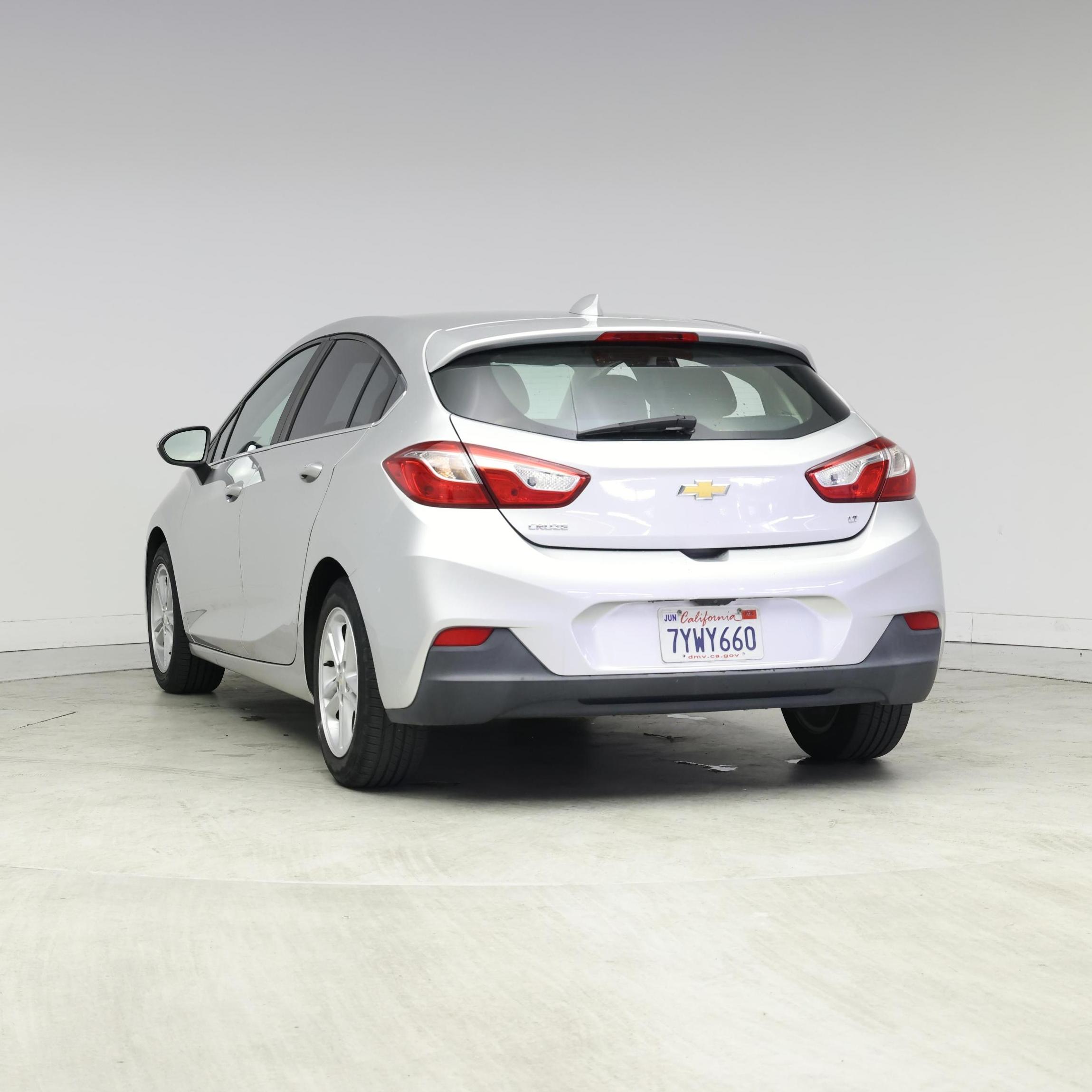 Thumbnail: 2017 Chevrolet Cruze - 2