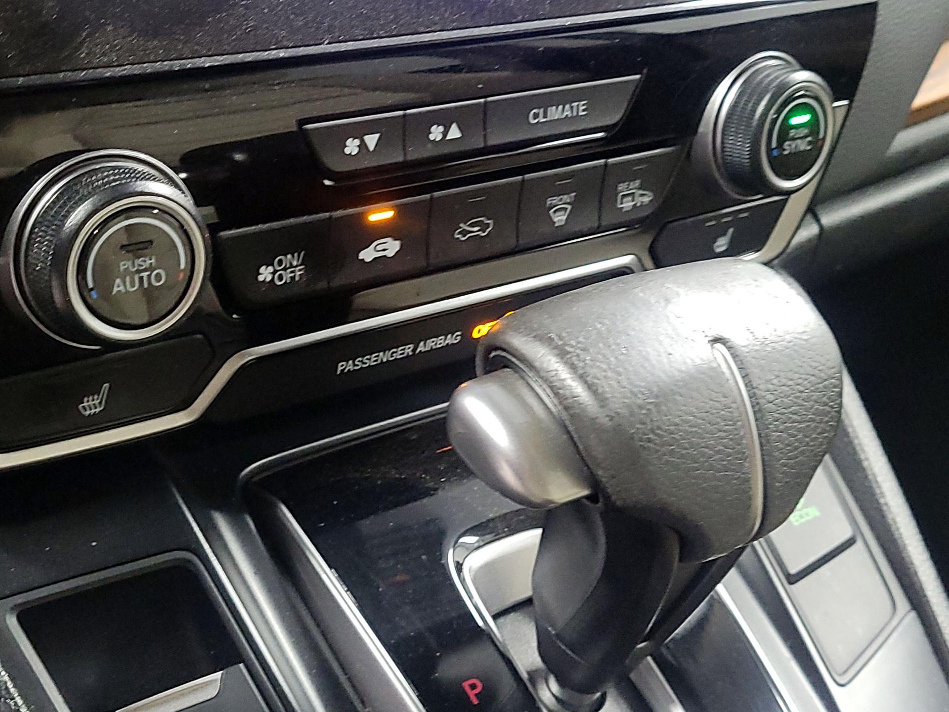 Thumbnail: 2018 Honda CR-V - 14