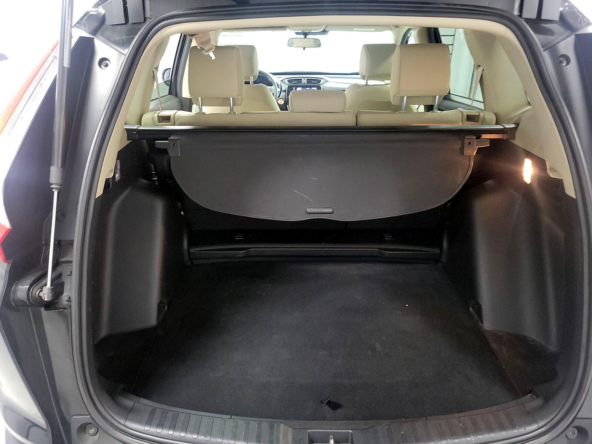 Thumbnail: 2018 Honda CR-V - 17