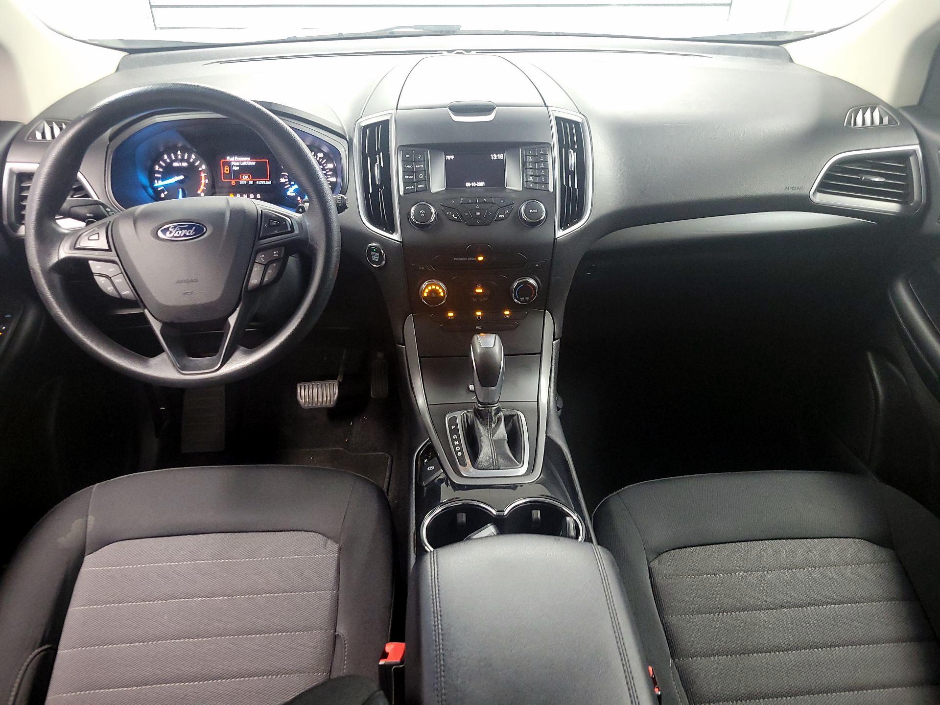 Thumbnail: 2017 Ford Edge - 9