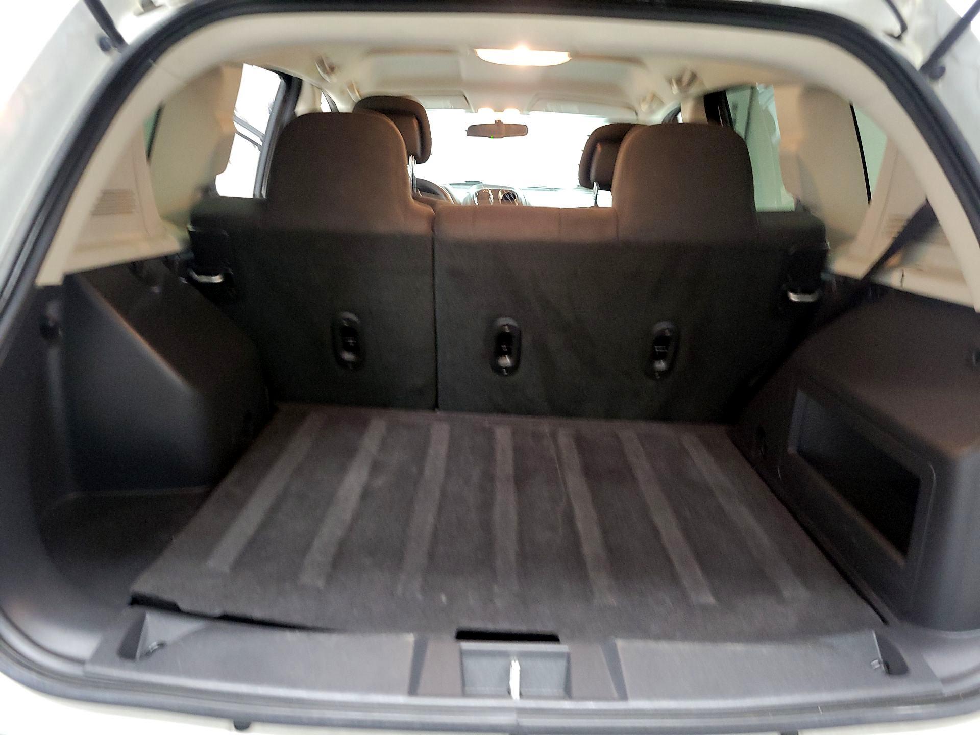 Thumbnail: 2016 Jeep Compass - 17