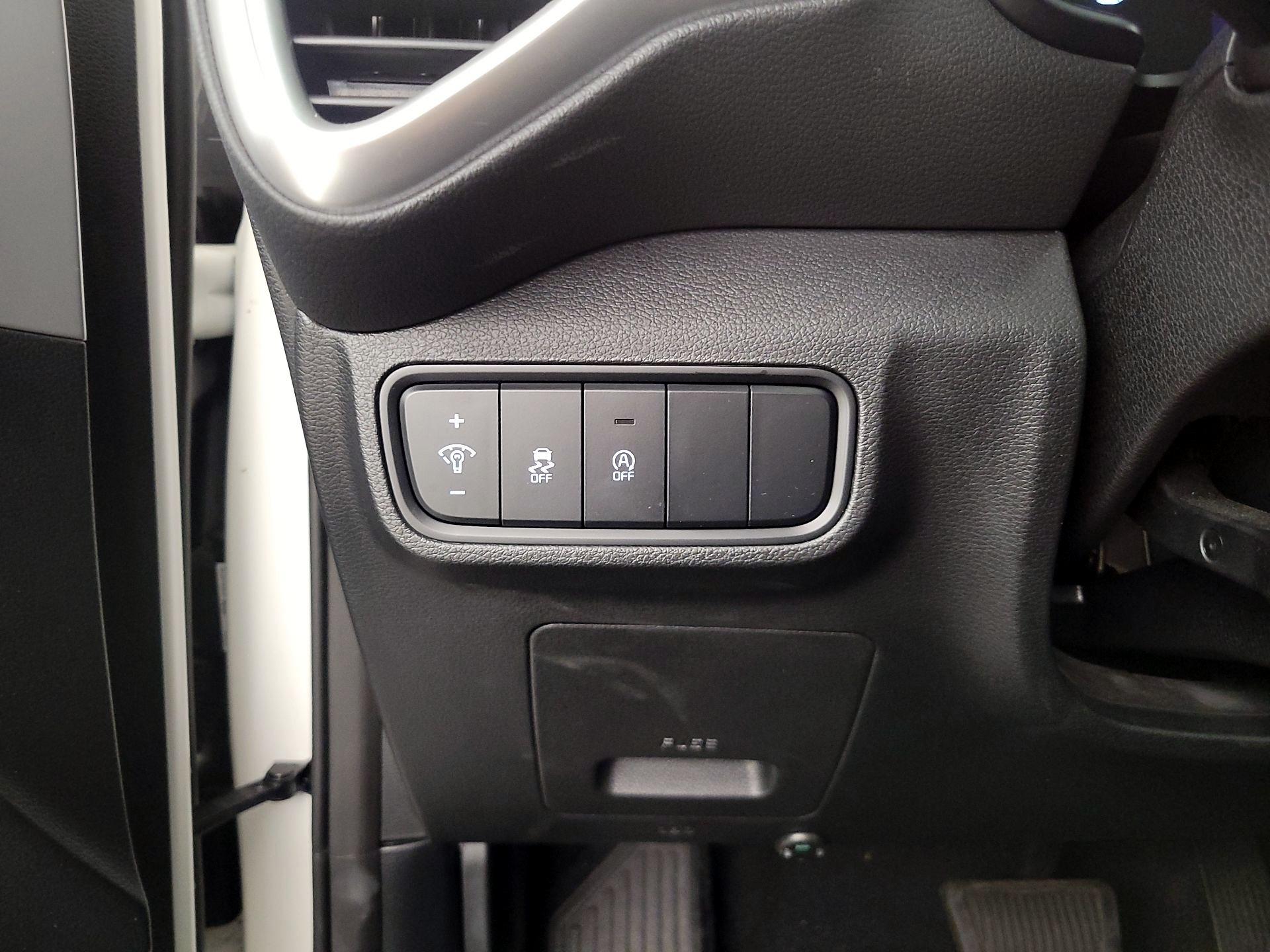 Thumbnail: 2023 Kia Soul - 13