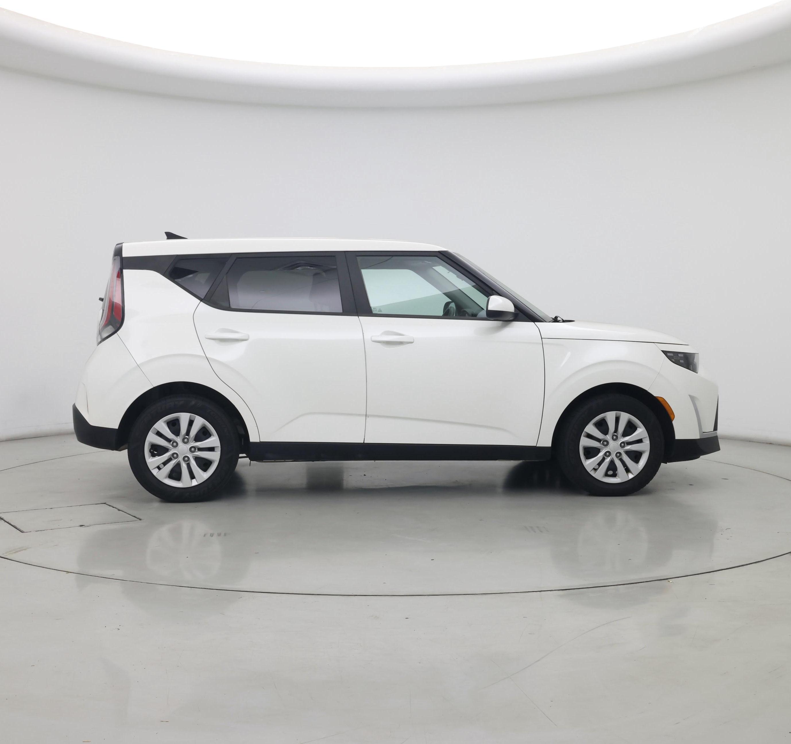 Thumbnail: 2023 Kia Soul - 7