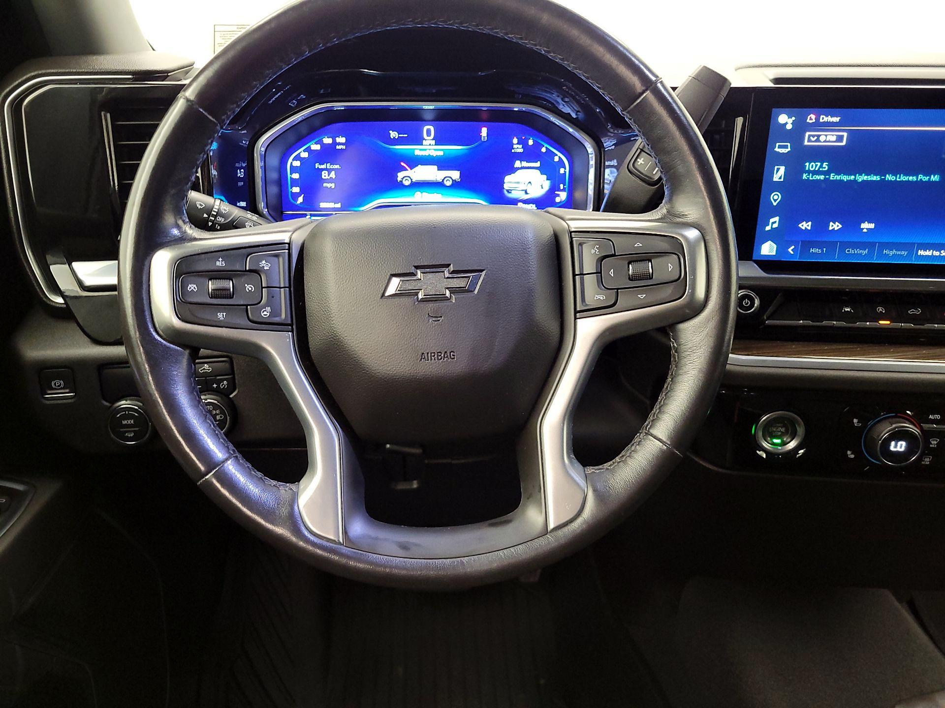 Thumbnail: 2022 Chevrolet Silverado 1500 - 10