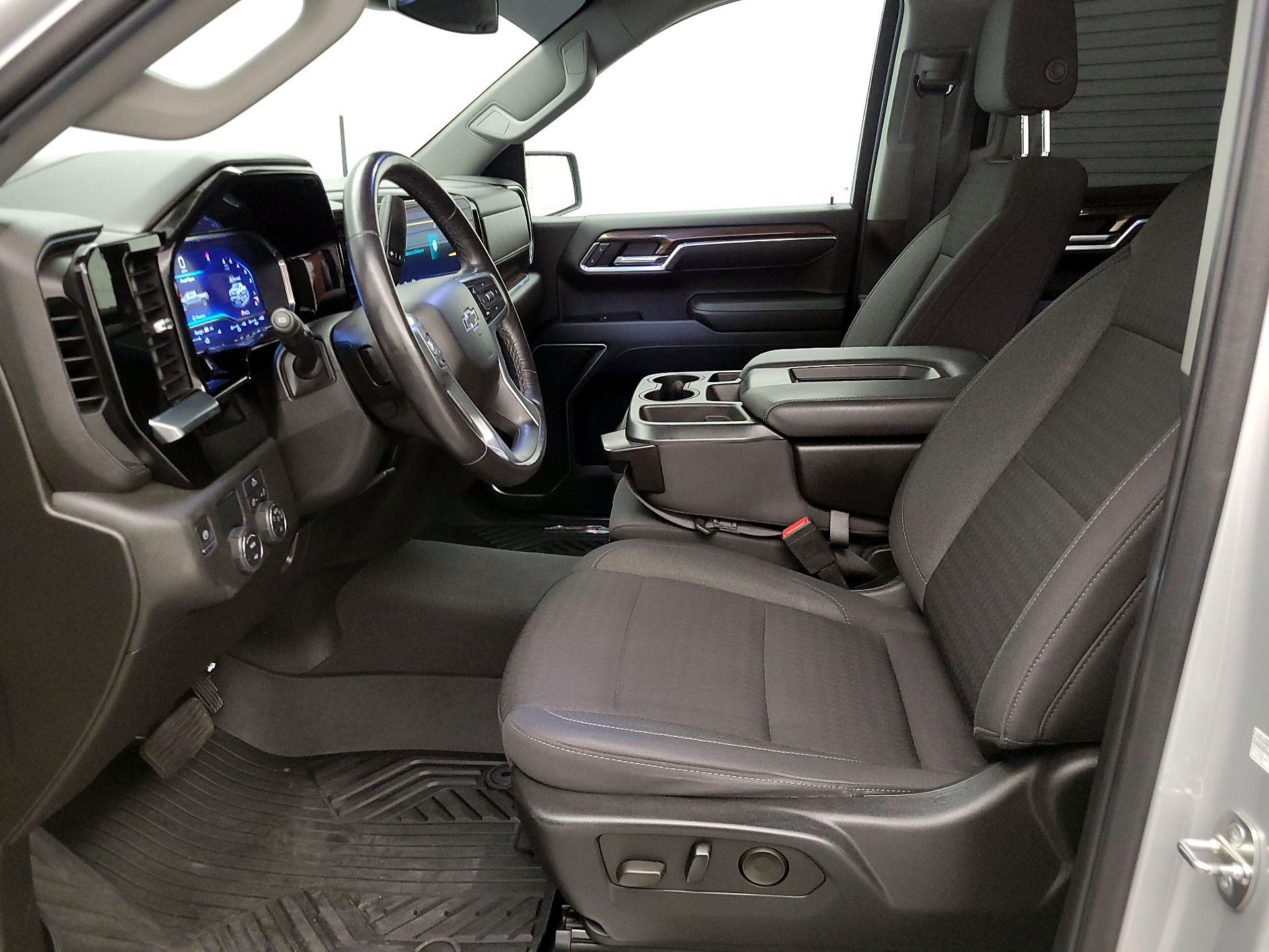Thumbnail: 2022 Chevrolet Silverado 1500 - 11
