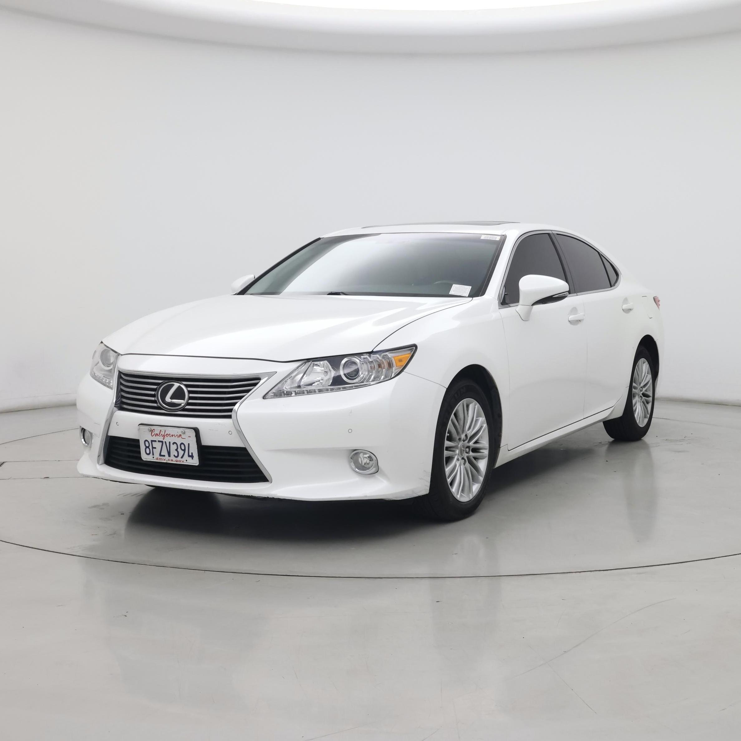 Thumbnail: 2015 Lexus ES - 4