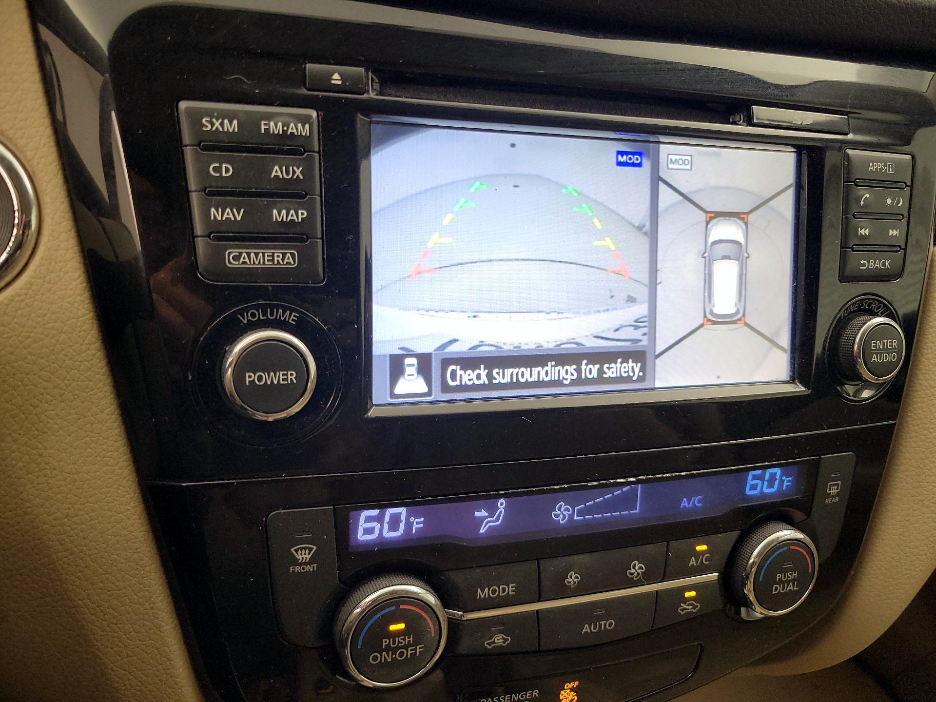 Thumbnail: 2014 Nissan Rogue - 15