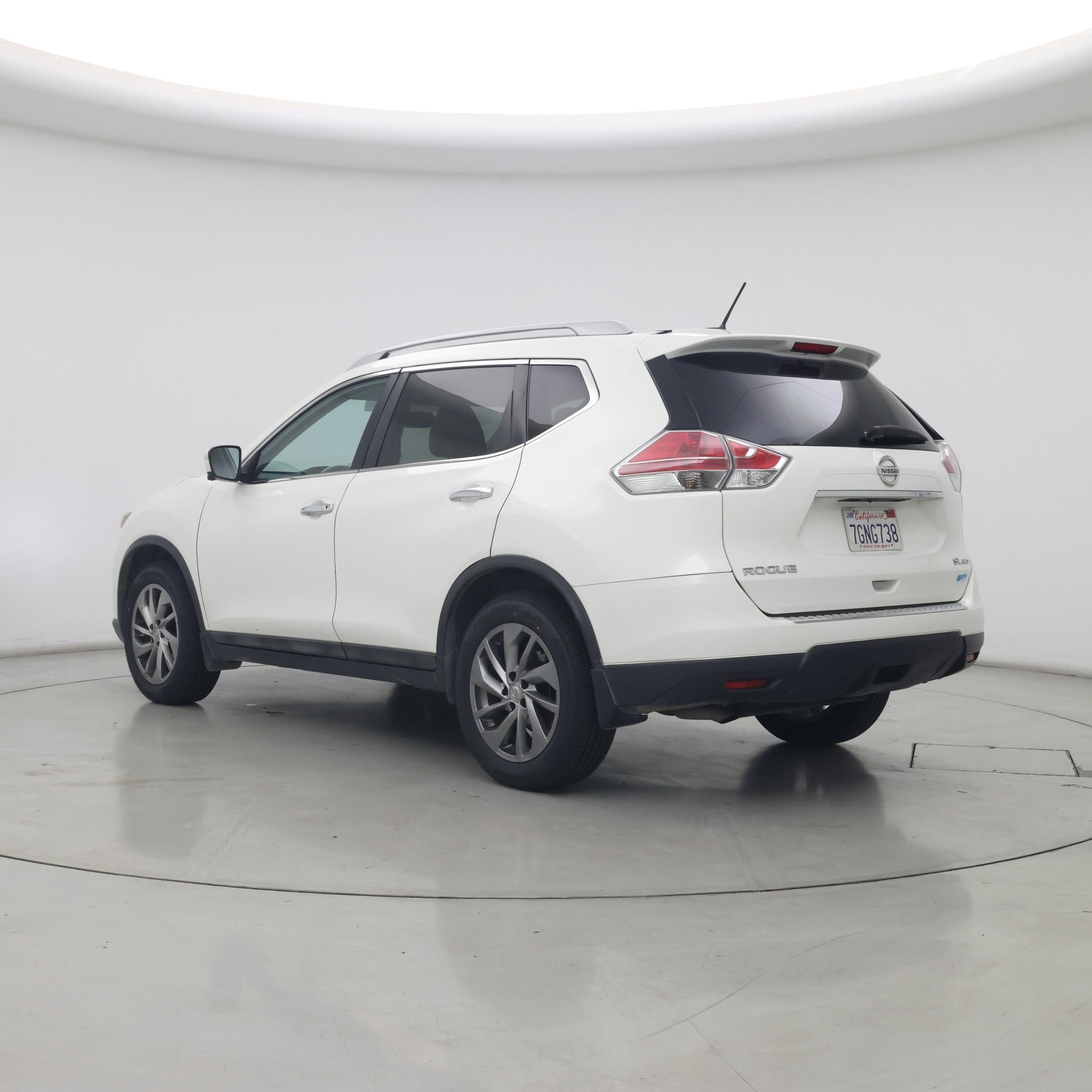 Thumbnail: 2014 Nissan Rogue - 2