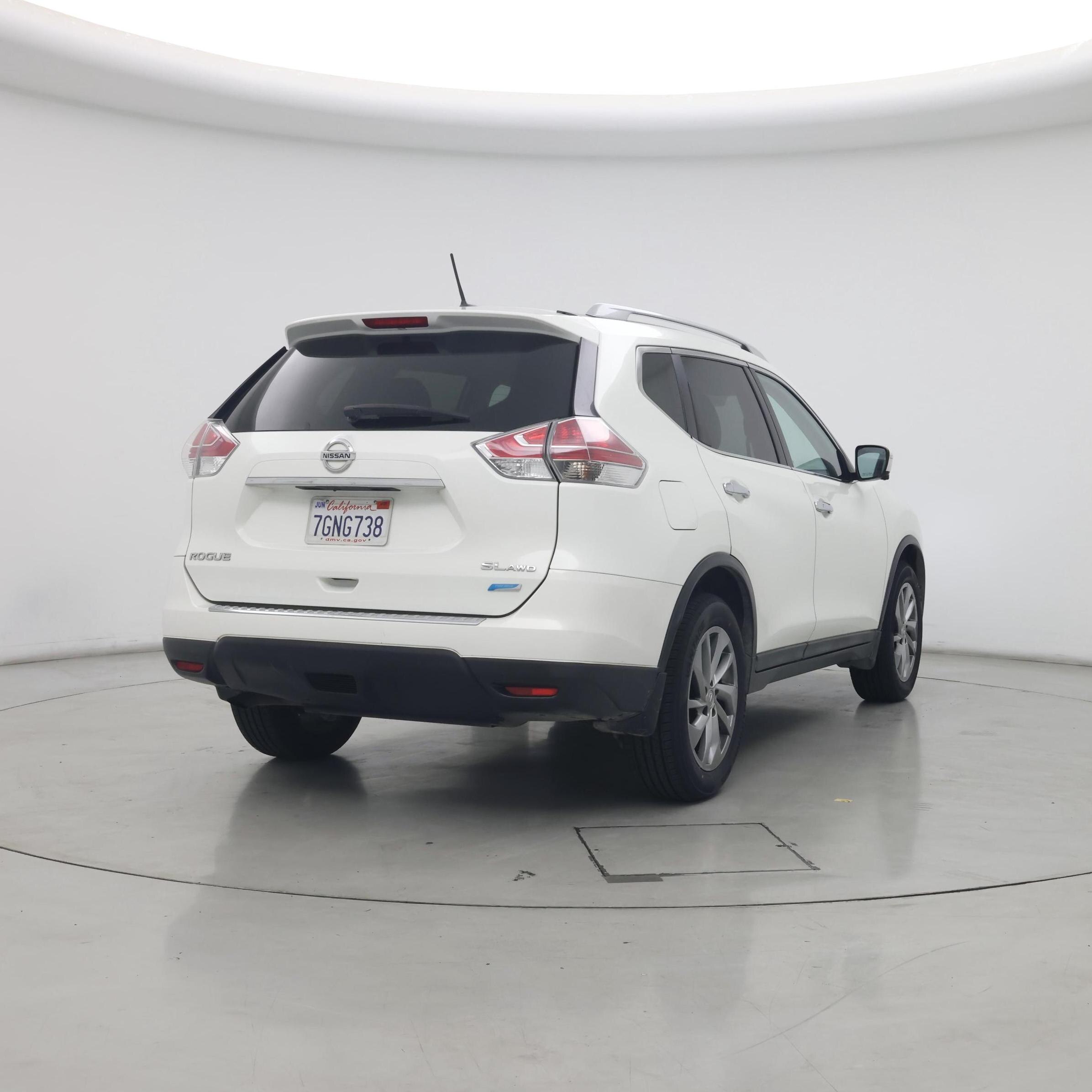 Thumbnail: 2014 Nissan Rogue - 8