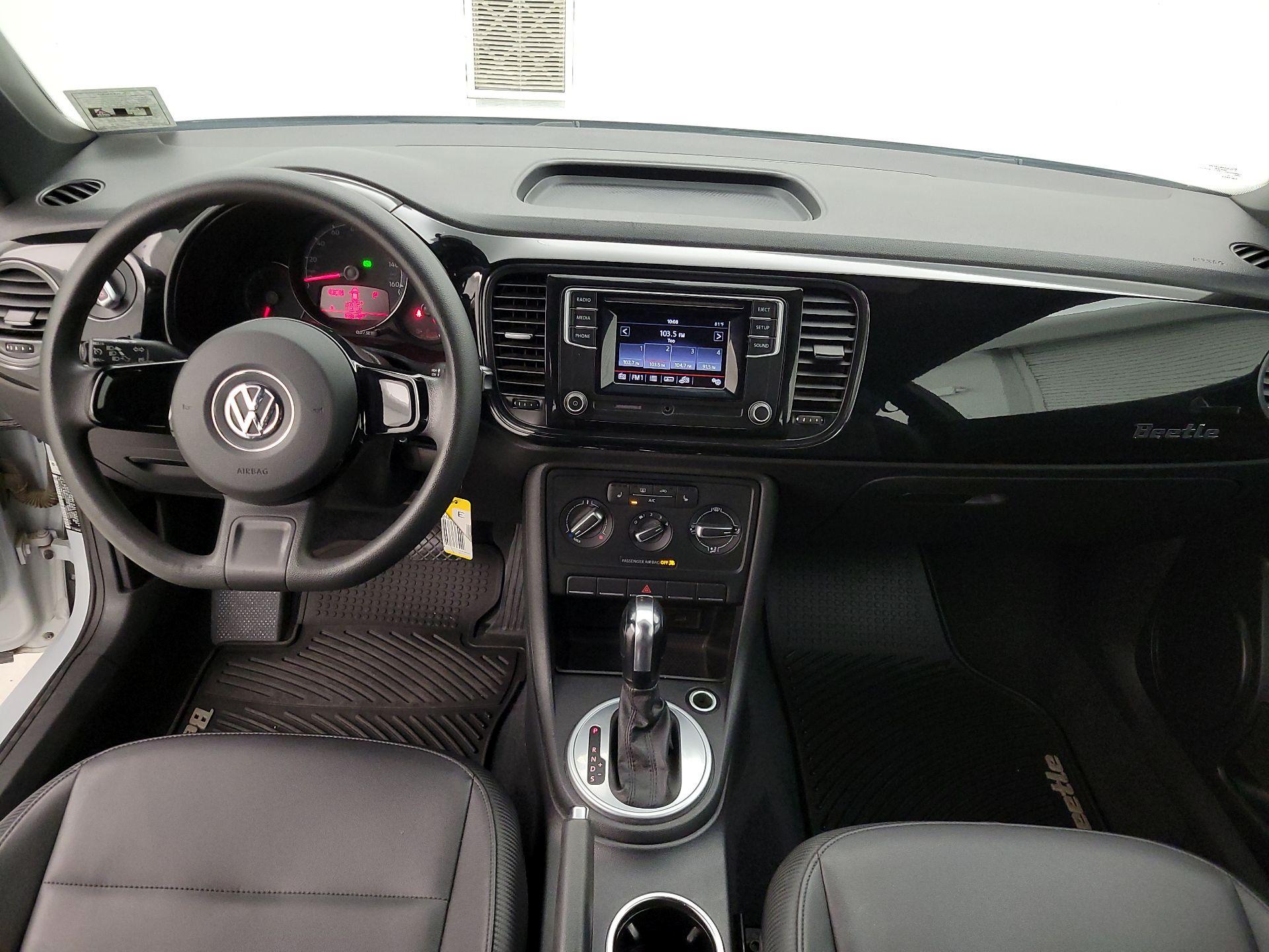 Thumbnail: 2017 Volkswagen Beetle - 9