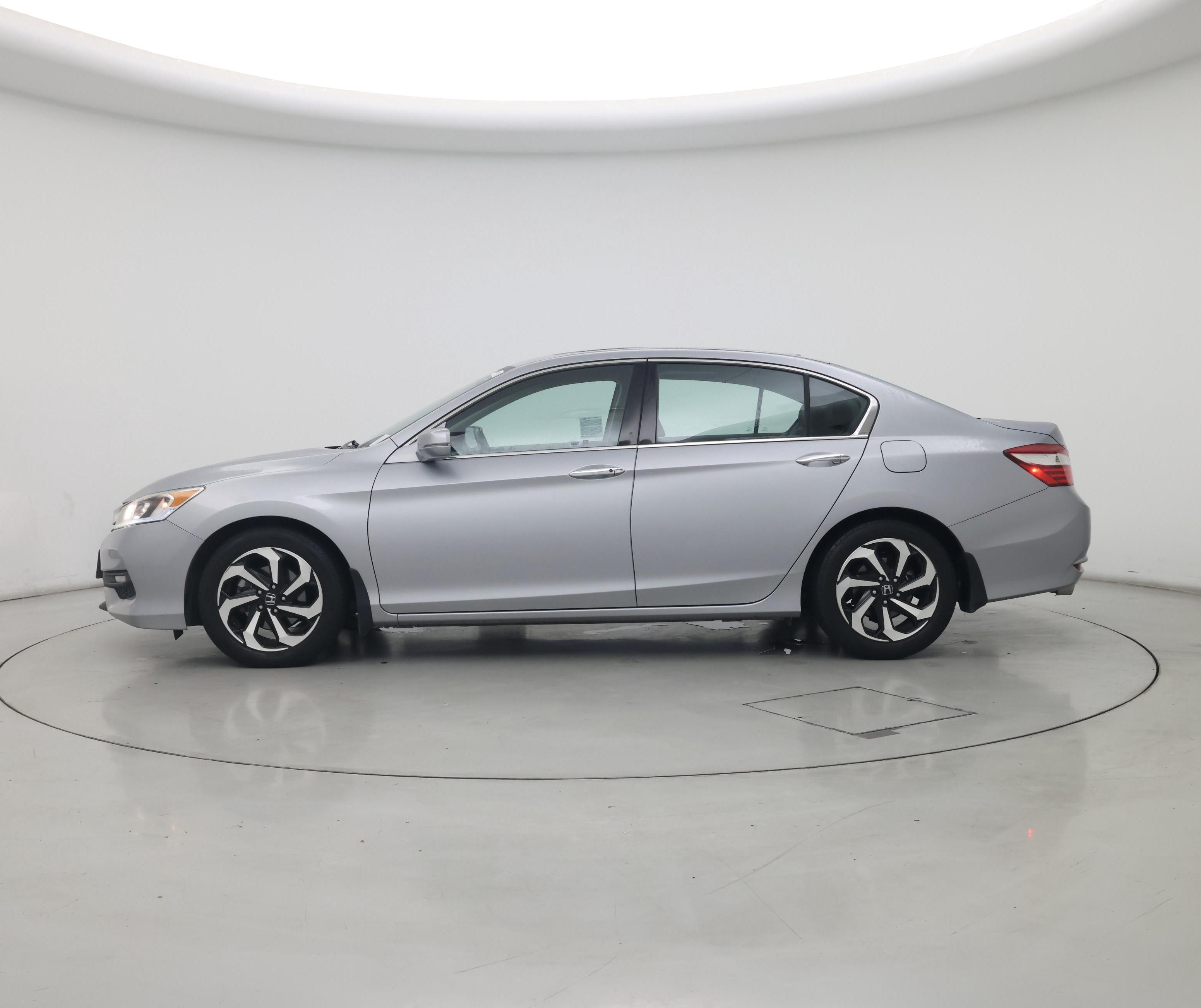 Thumbnail: 2017 Honda Accord - 3