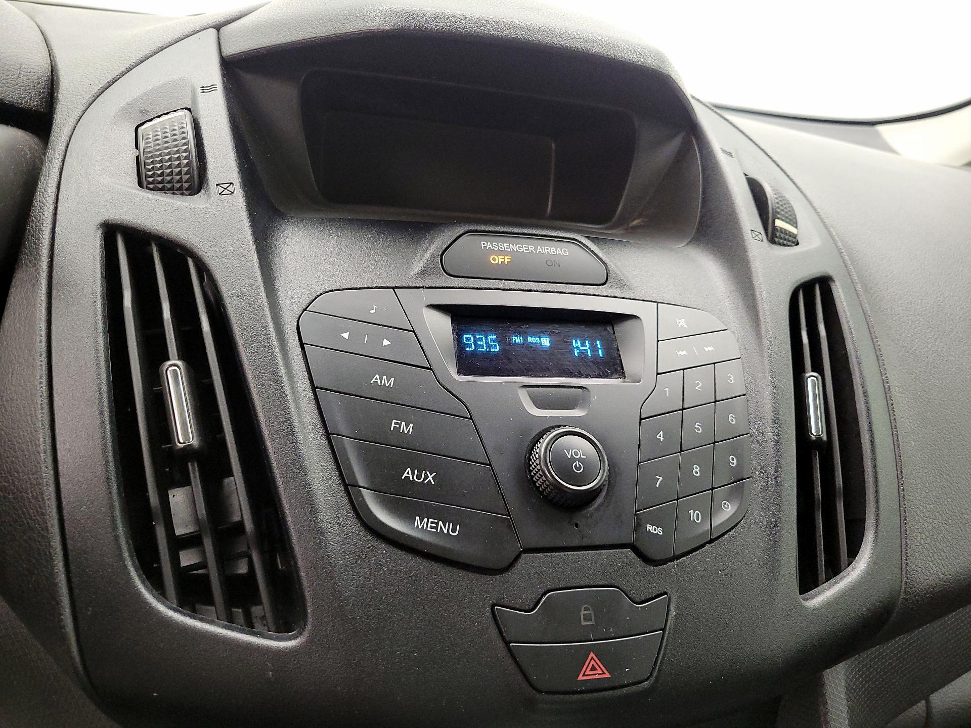 Thumbnail: 2015 Ford Transit Series - 14