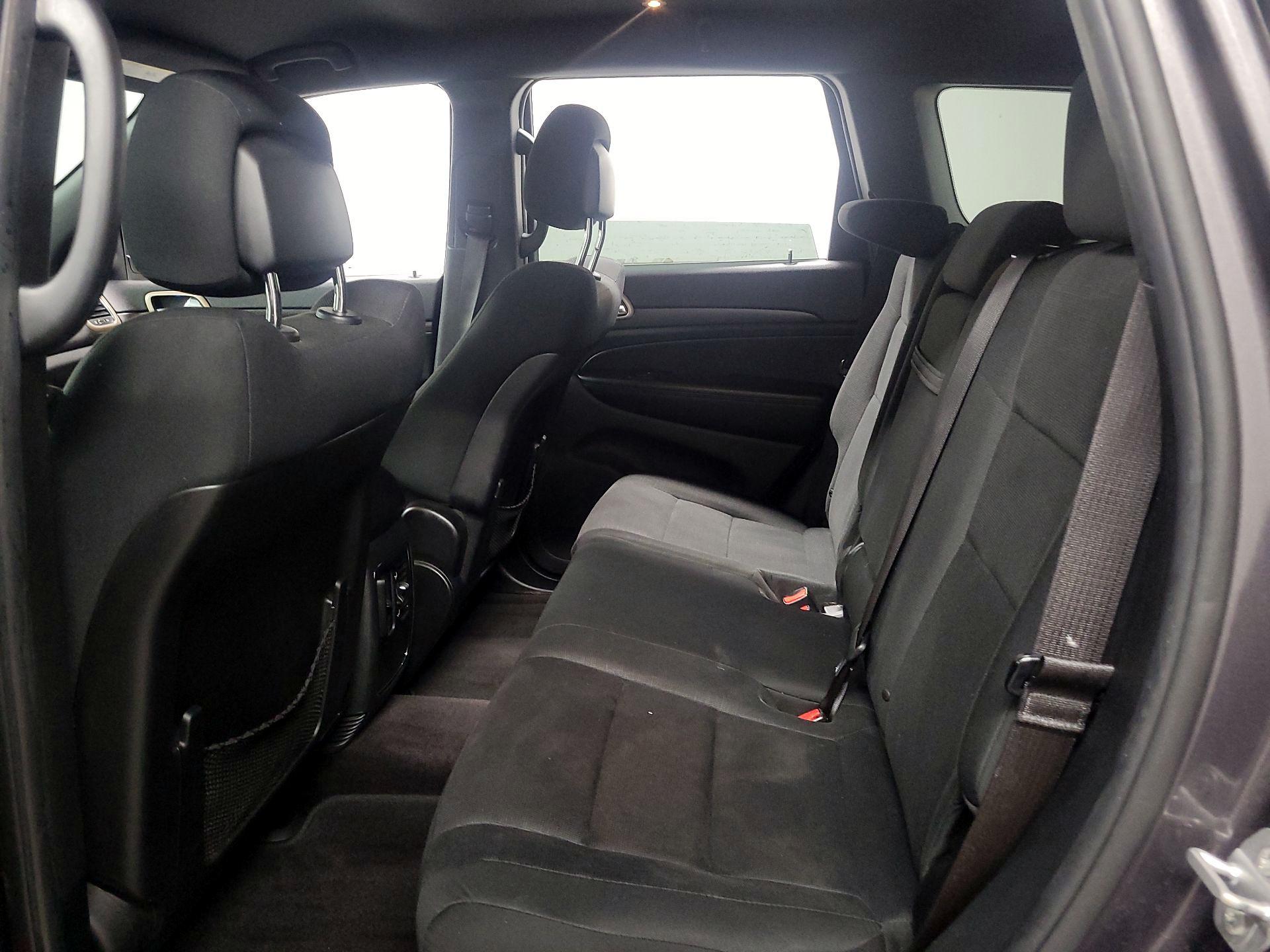 Thumbnail: 2016 Jeep Grand Cherokee - 17