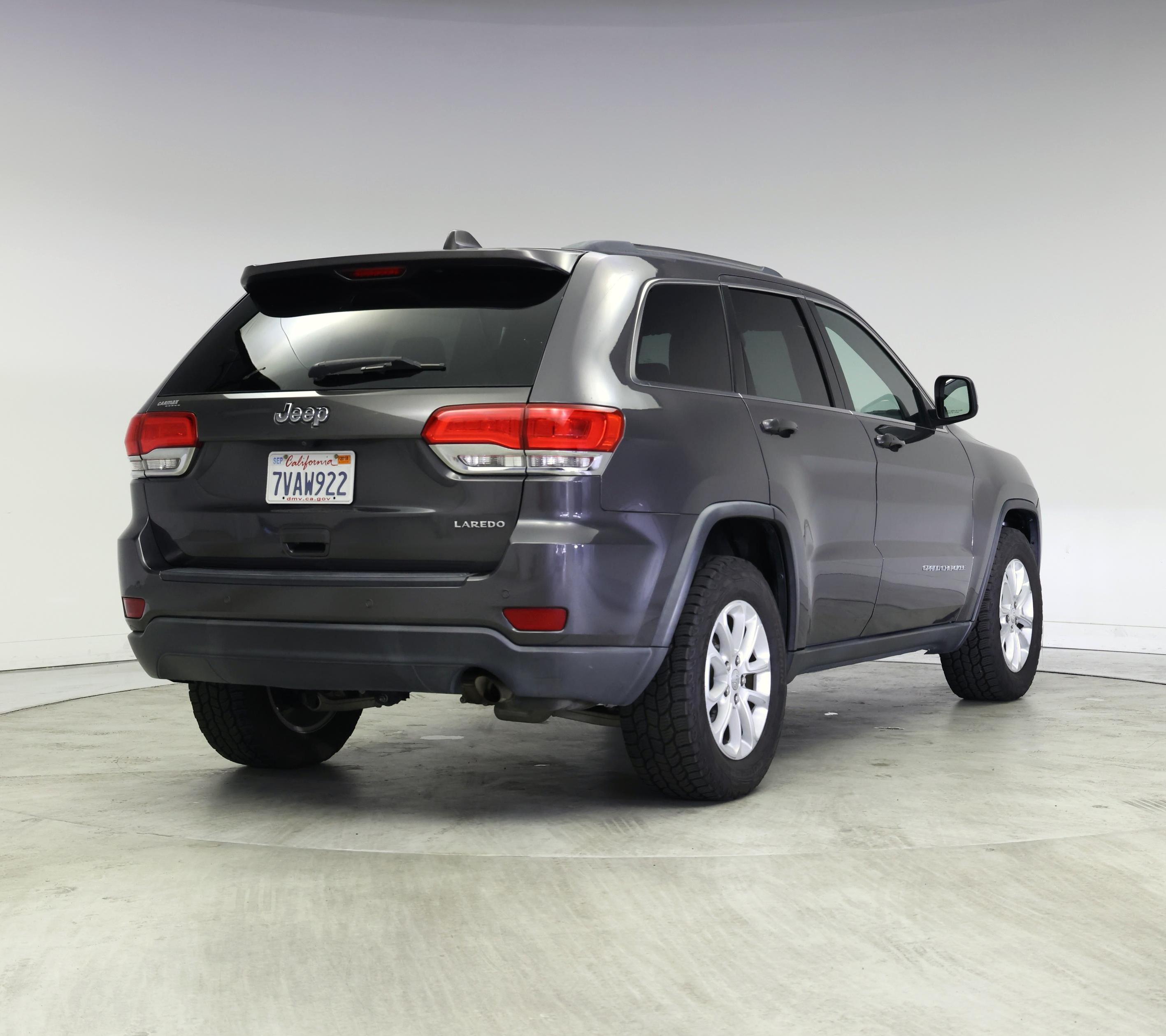 Thumbnail: 2016 Jeep Grand Cherokee - 8
