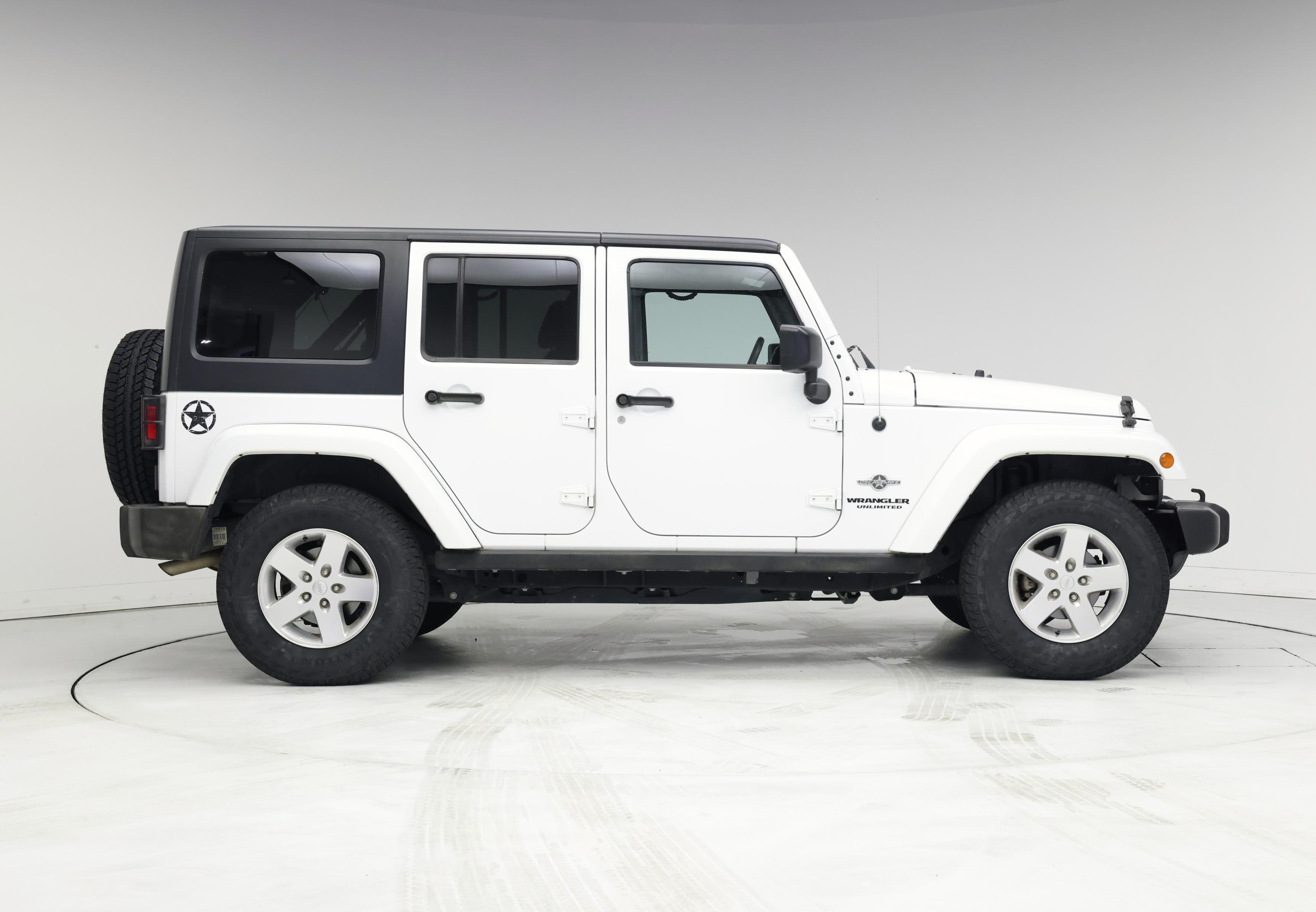 Thumbnail: 2014 Jeep Wrangler - 7