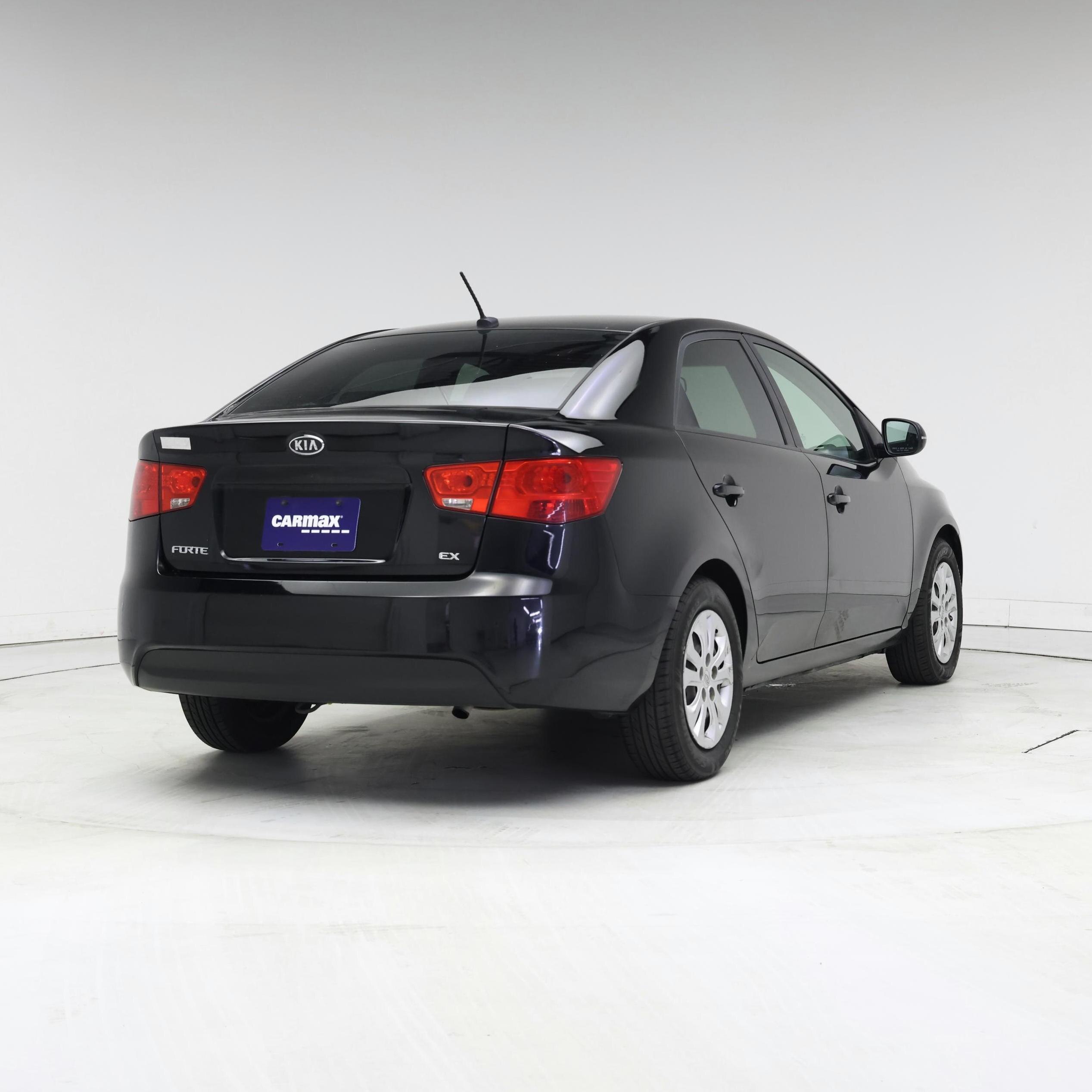 Thumbnail: 2013 Kia Forte - 8