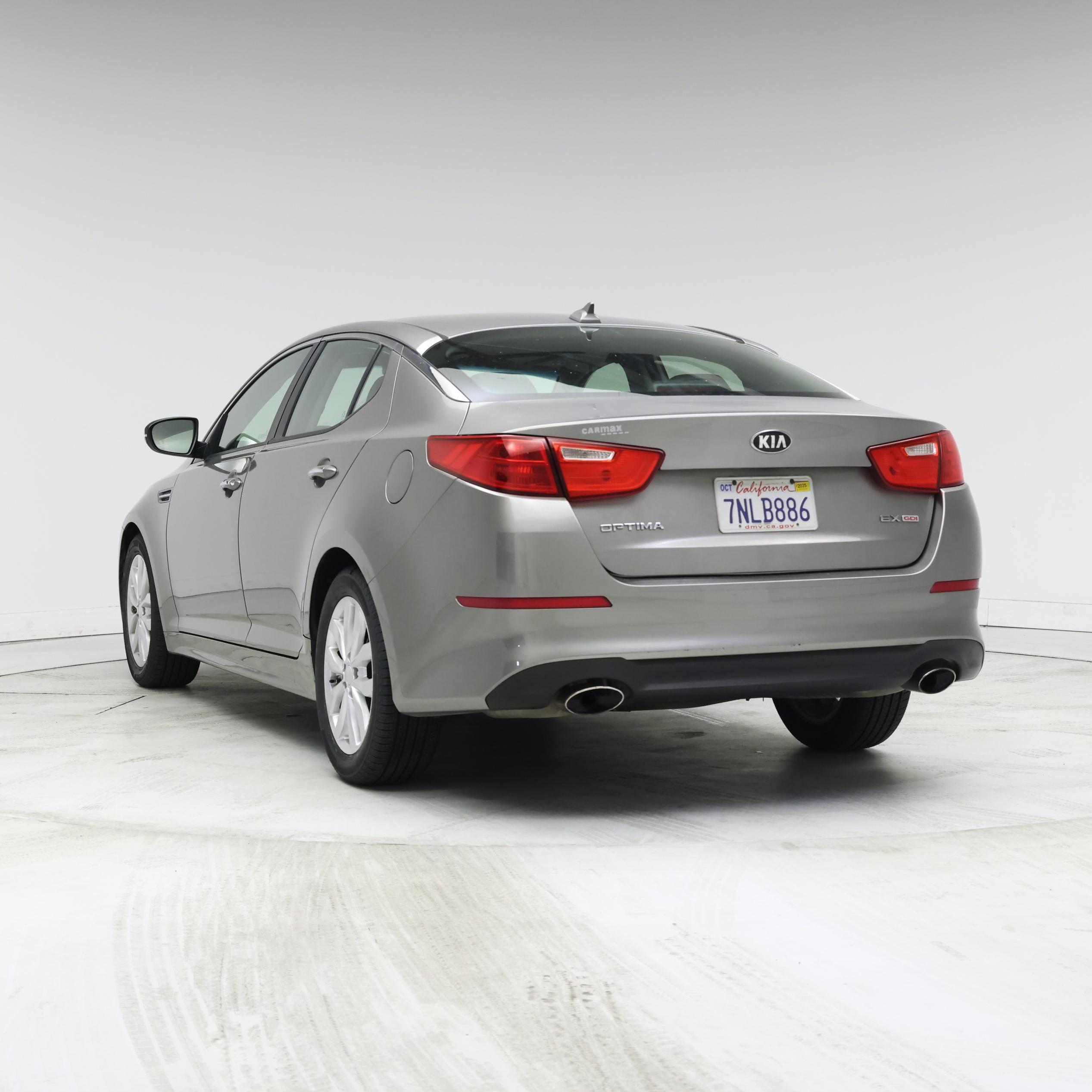 Thumbnail: 2015 Kia Optima - 2