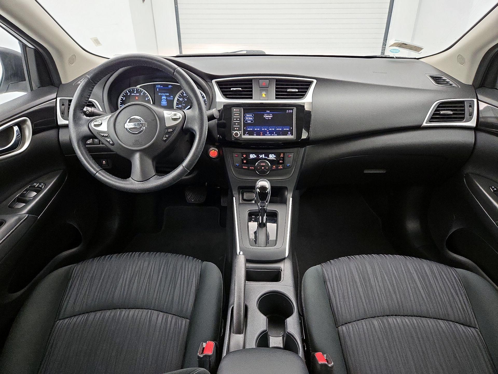 Thumbnail: 2019 Nissan Sentra - 9