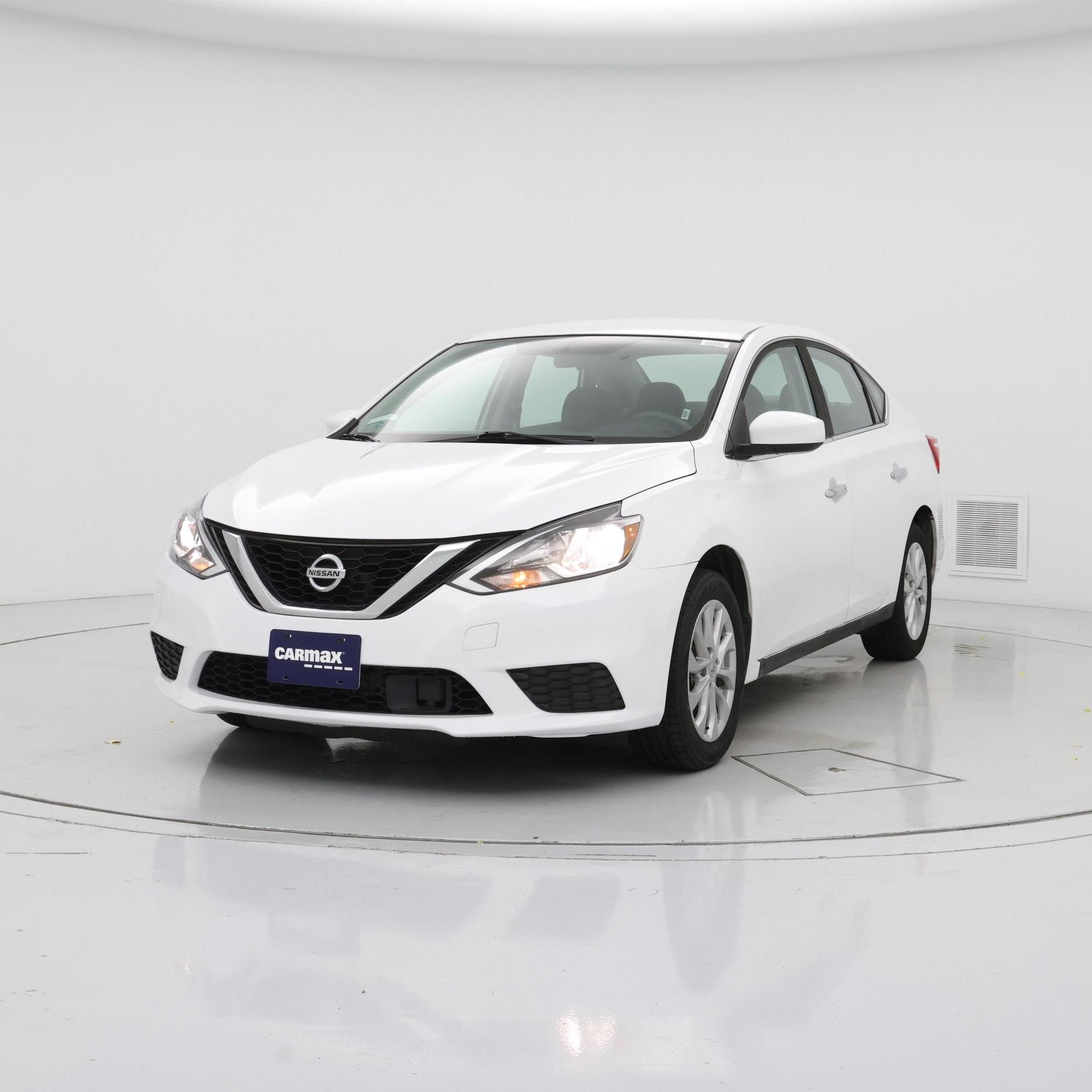 Thumbnail: 2019 Nissan Sentra - 4
