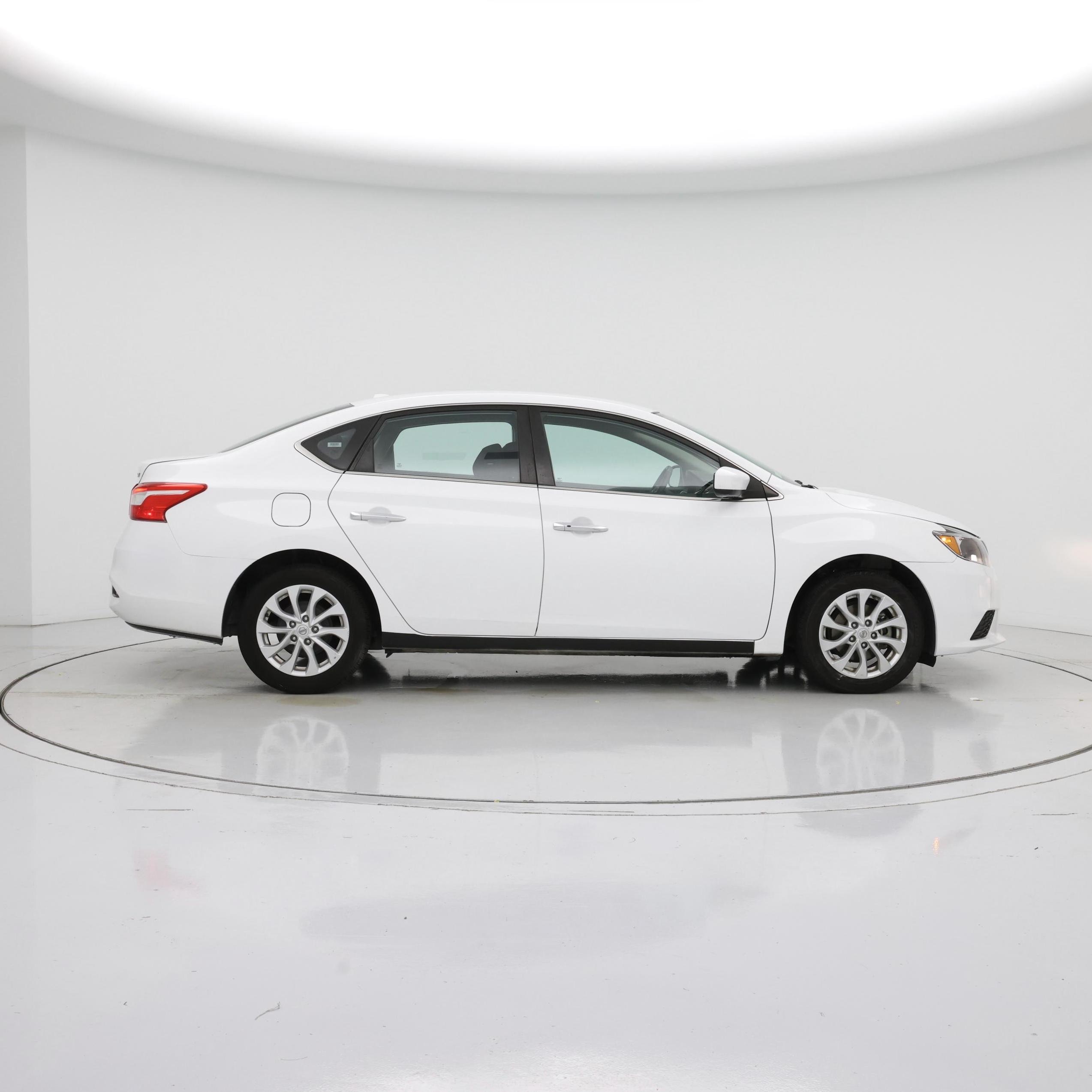 Thumbnail: 2019 Nissan Sentra - 7