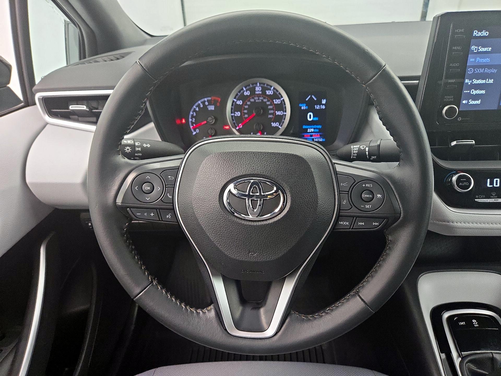 Thumbnail: 2022 Toyota Corolla - 10