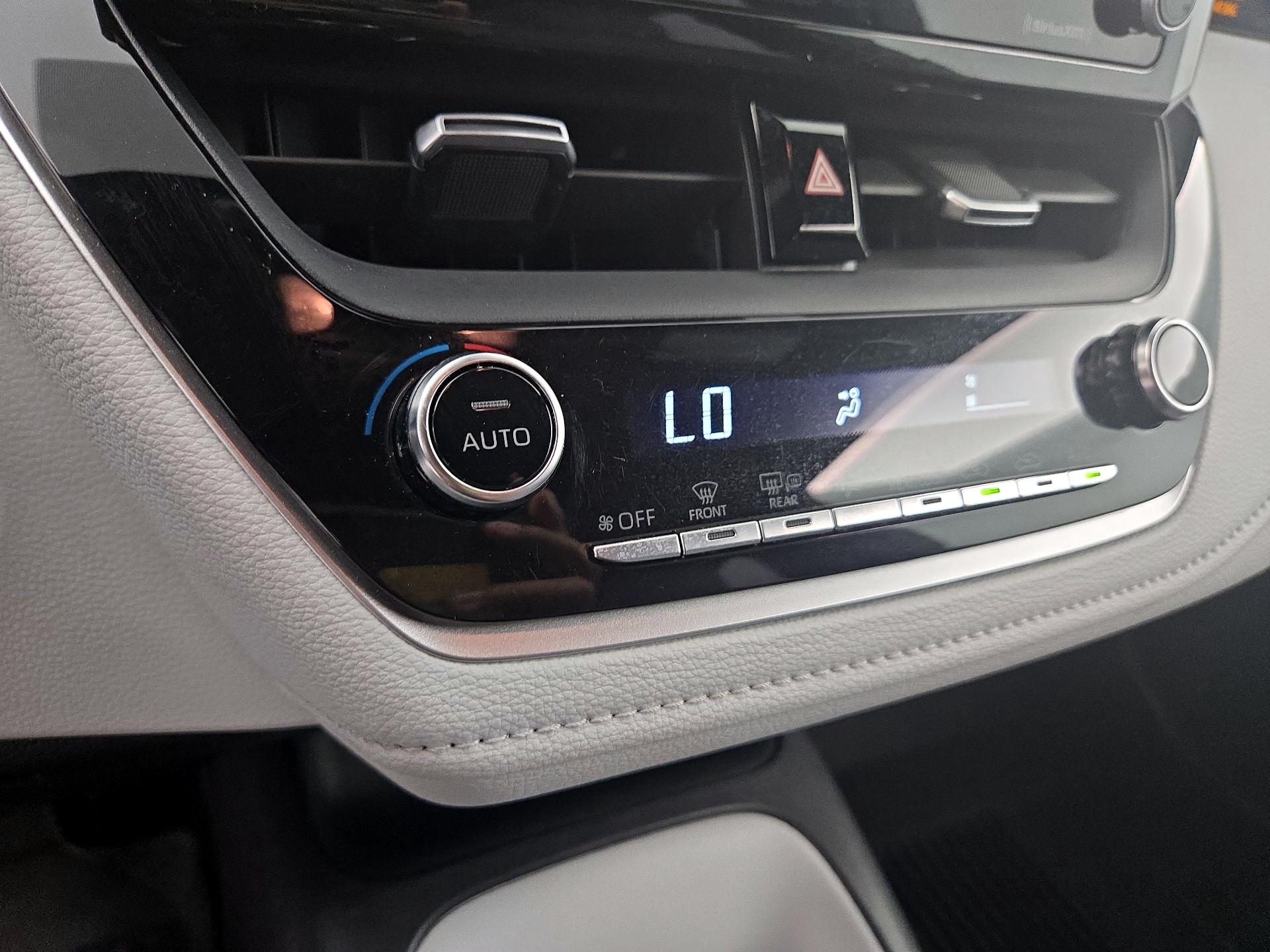 Thumbnail: 2022 Toyota Corolla - 16