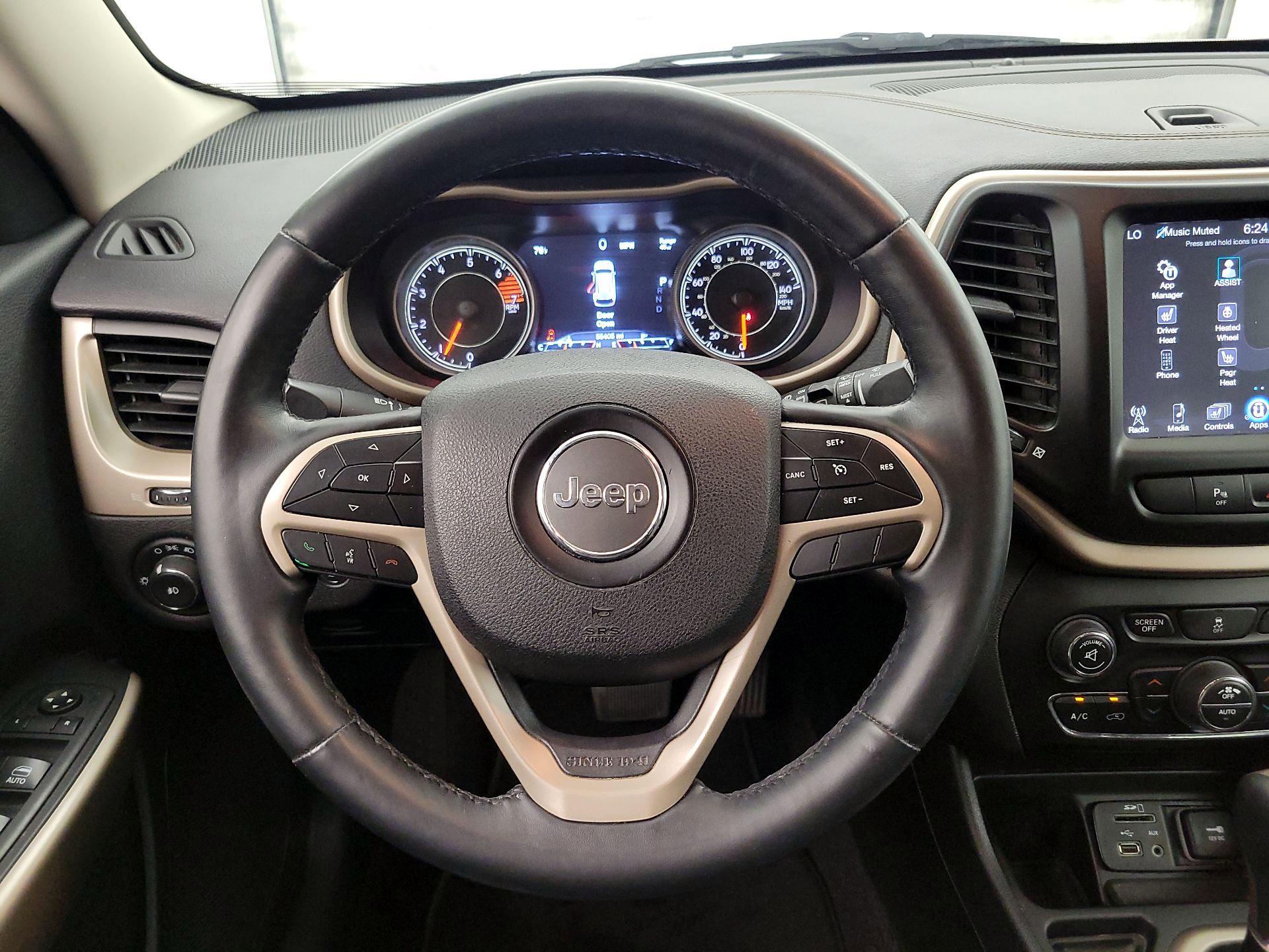 Thumbnail: 2018 Jeep Cherokee - 10