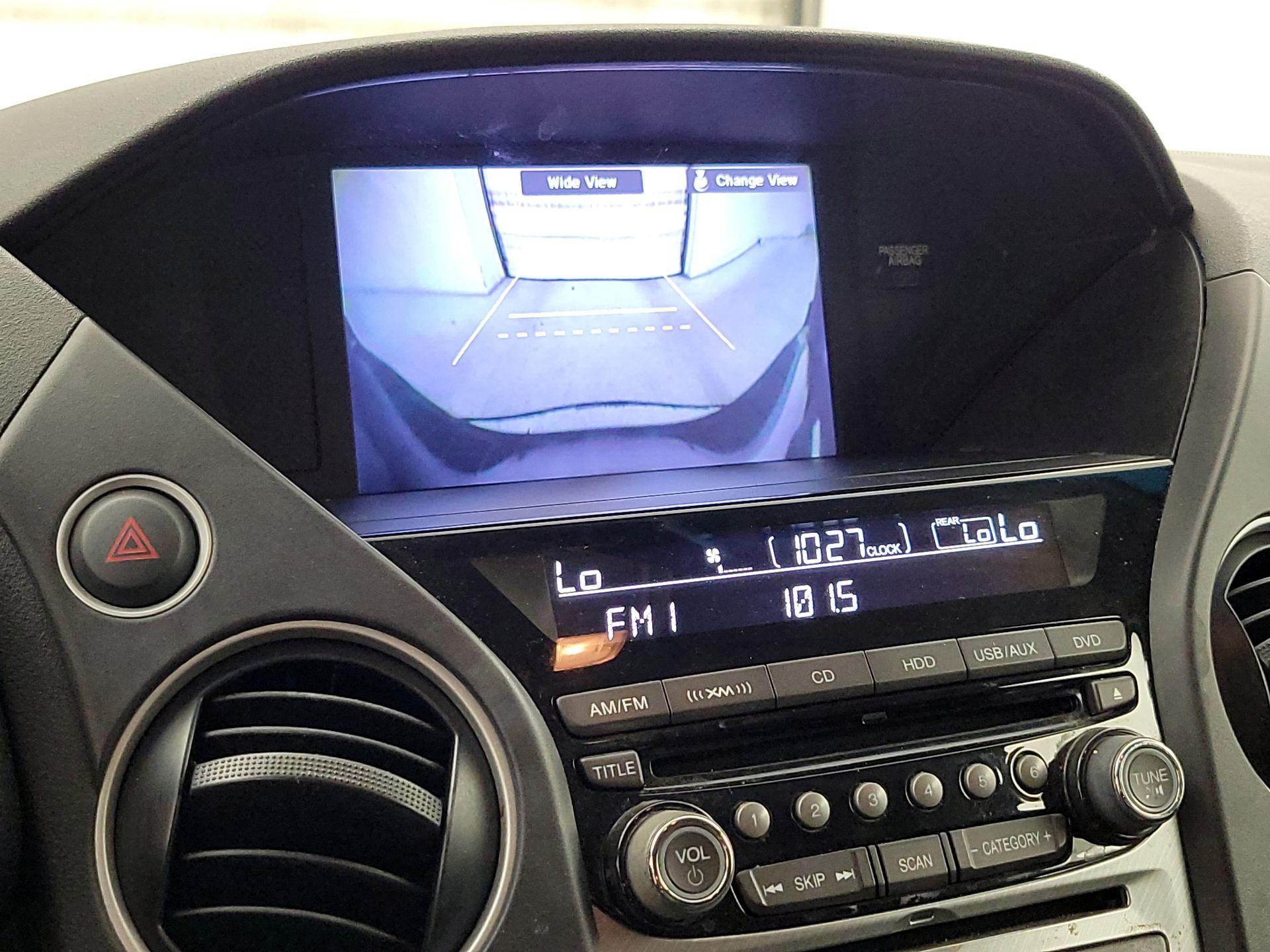Thumbnail: 2015 Honda Pilot - 14