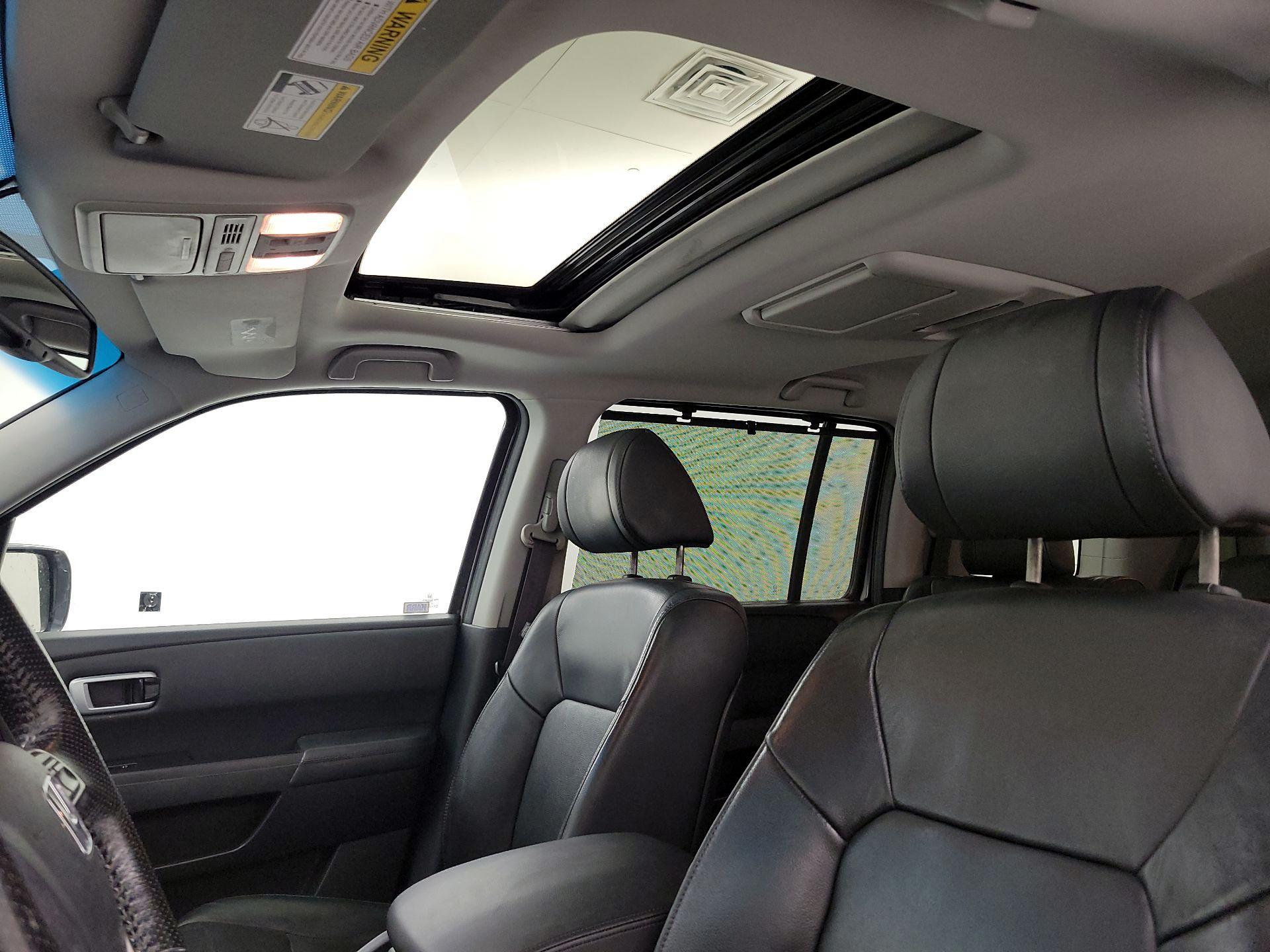 Thumbnail: 2015 Honda Pilot - 18