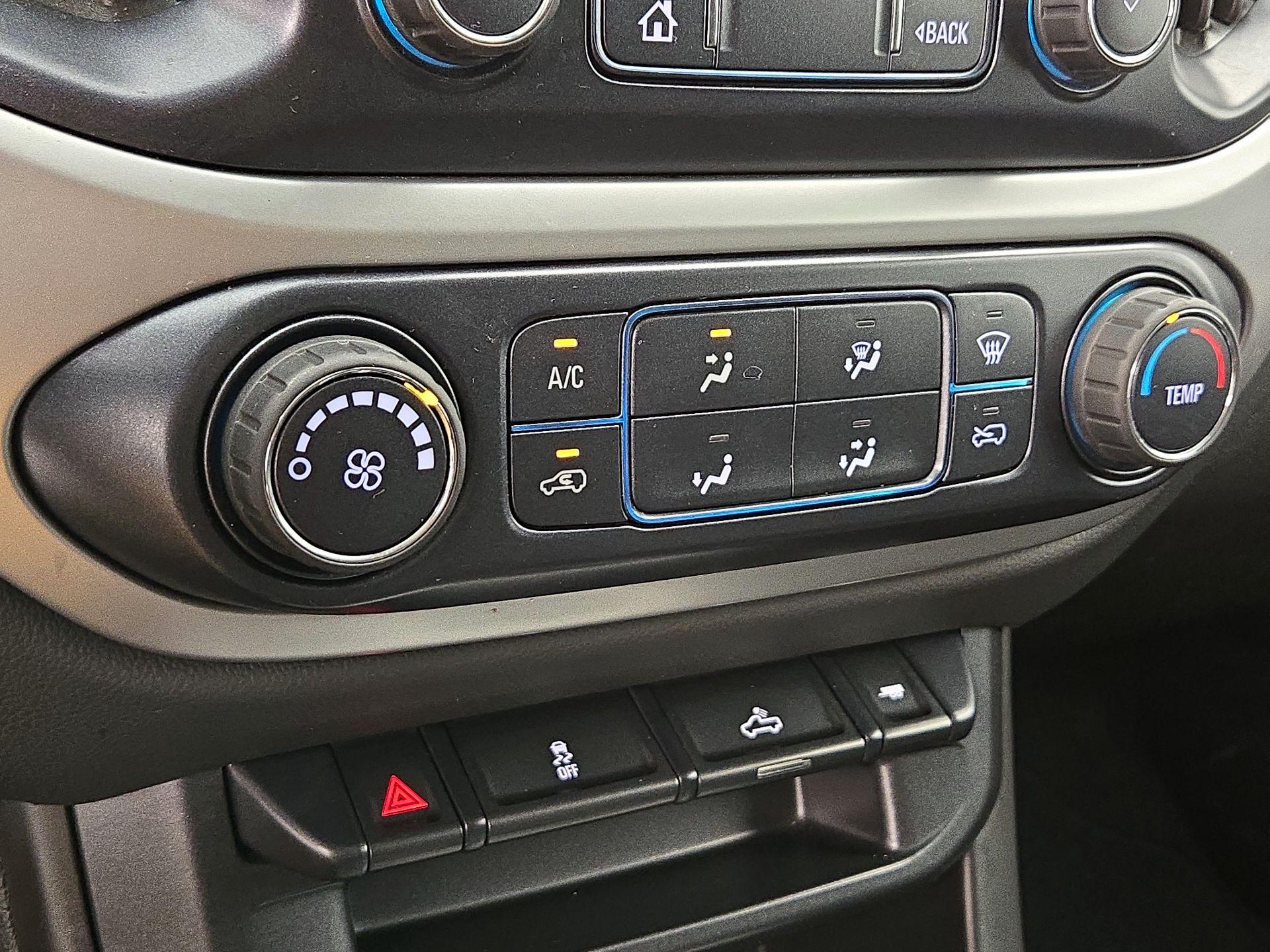 Thumbnail: 2019 Chevrolet Colorado - 16