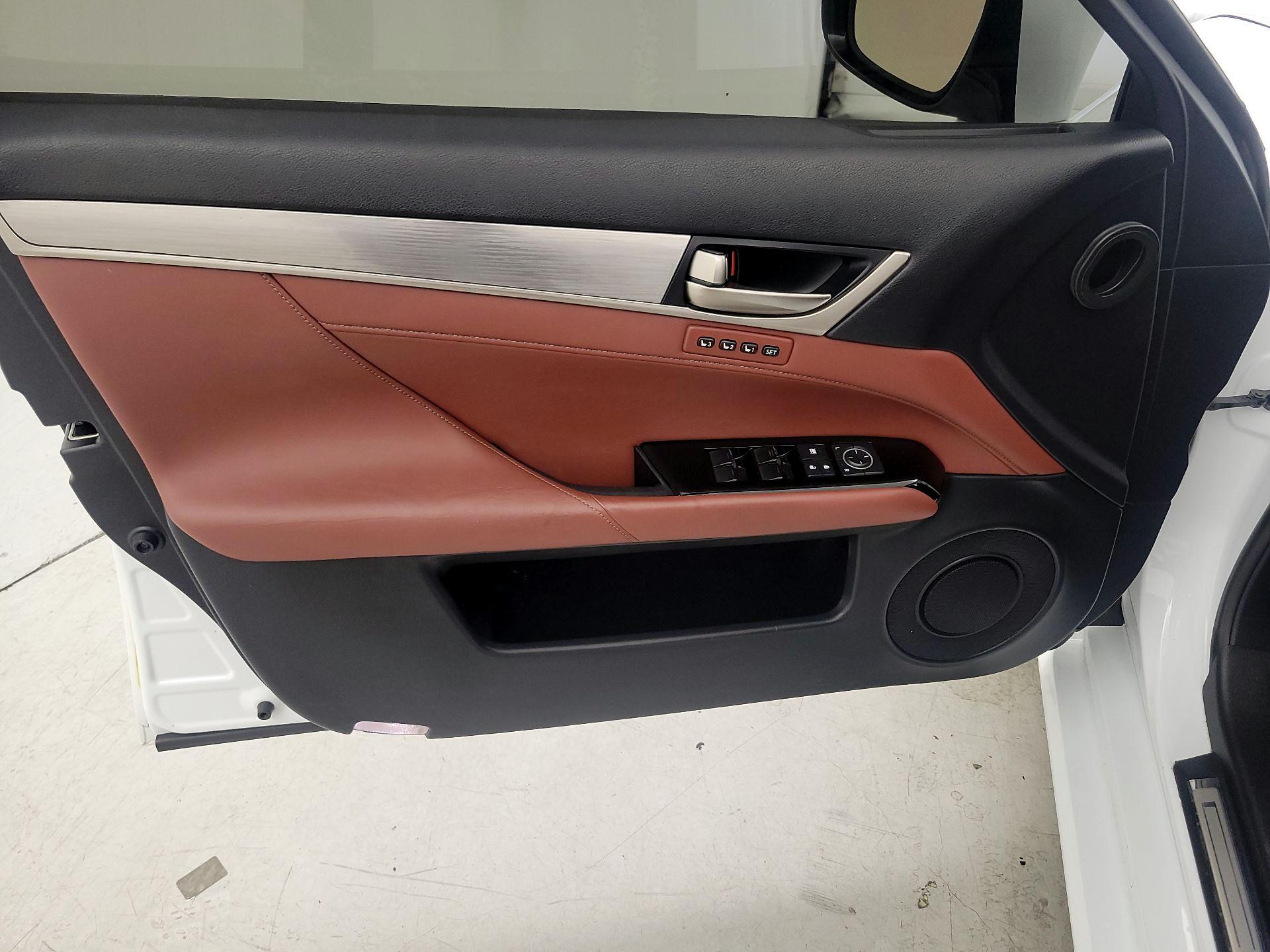 Thumbnail: 2015 Lexus GS - 12