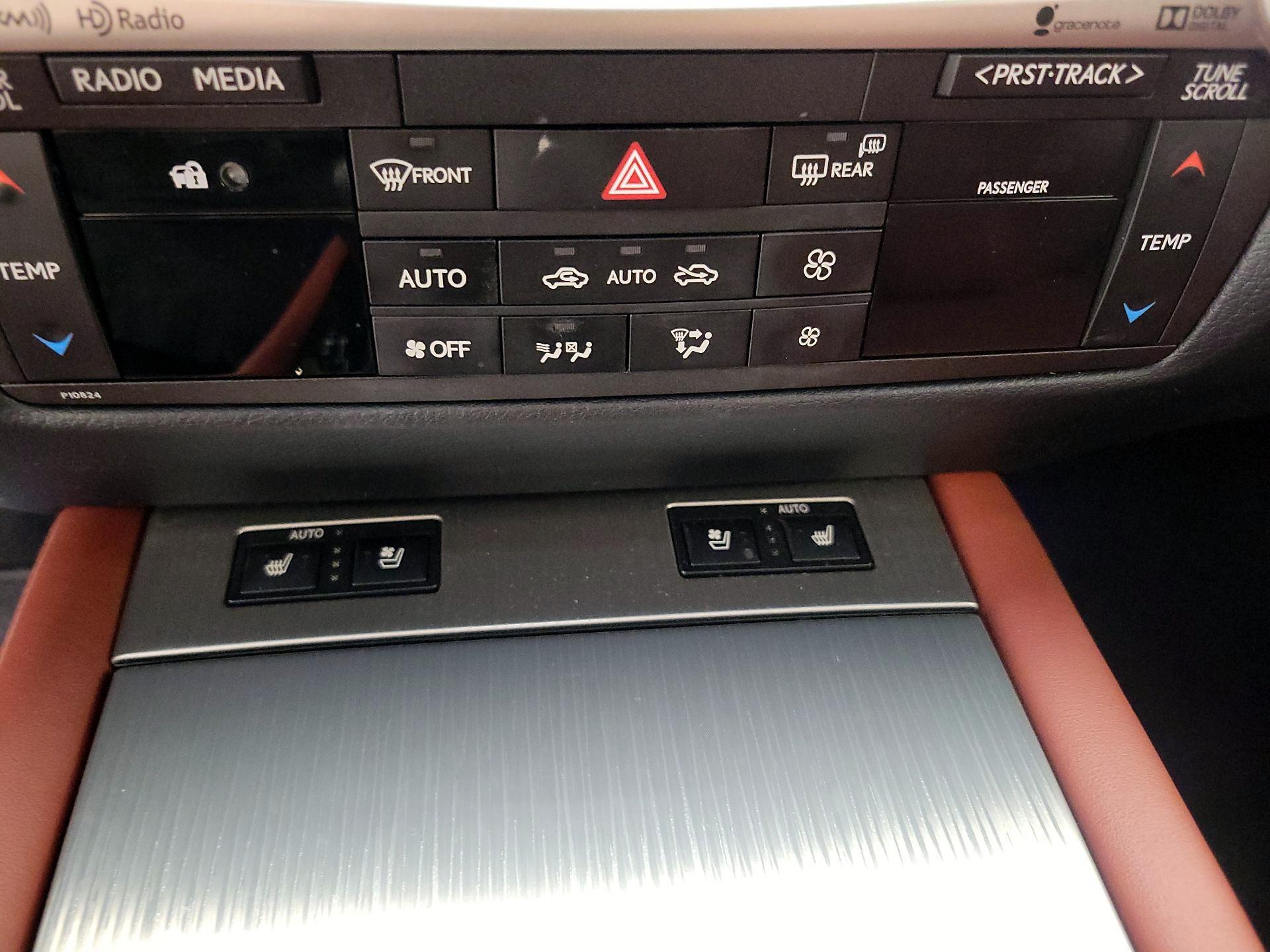 Thumbnail: 2015 Lexus GS - 17