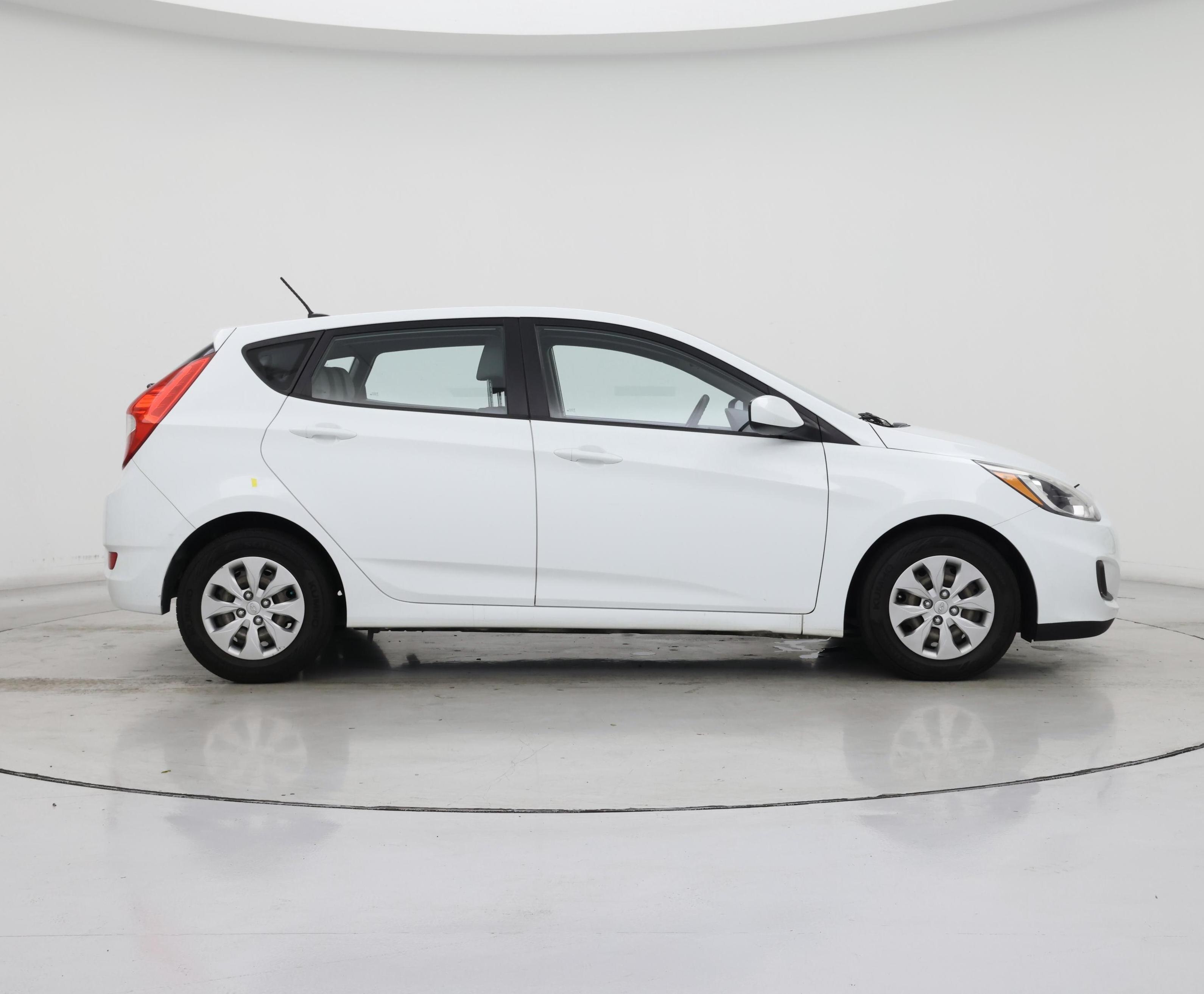 Thumbnail: 2016 Hyundai Accent - 7