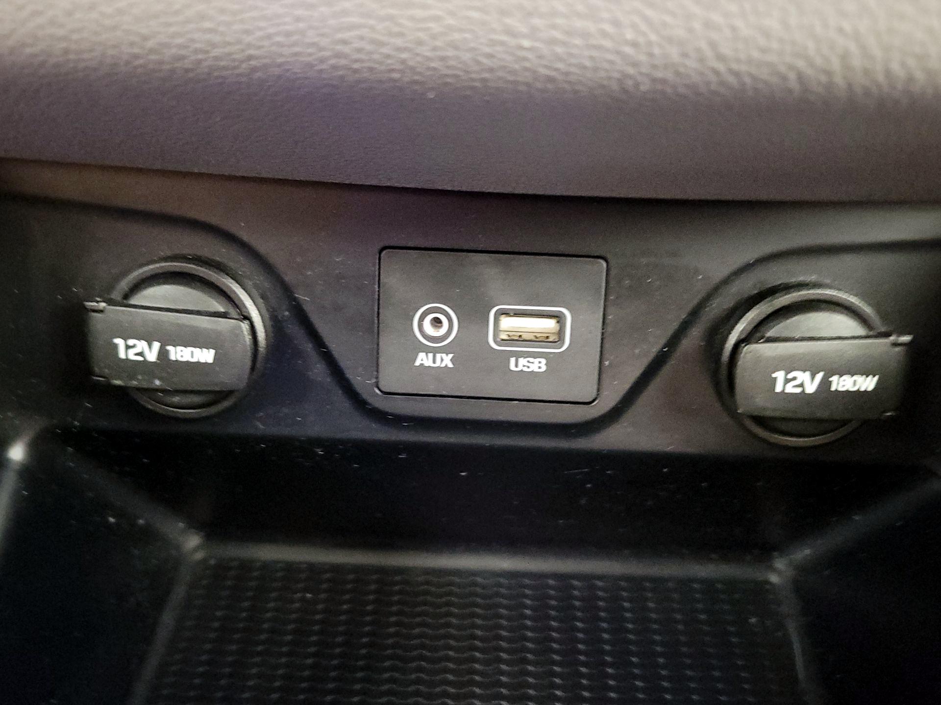 Thumbnail: 2016 Hyundai Tucson - 18