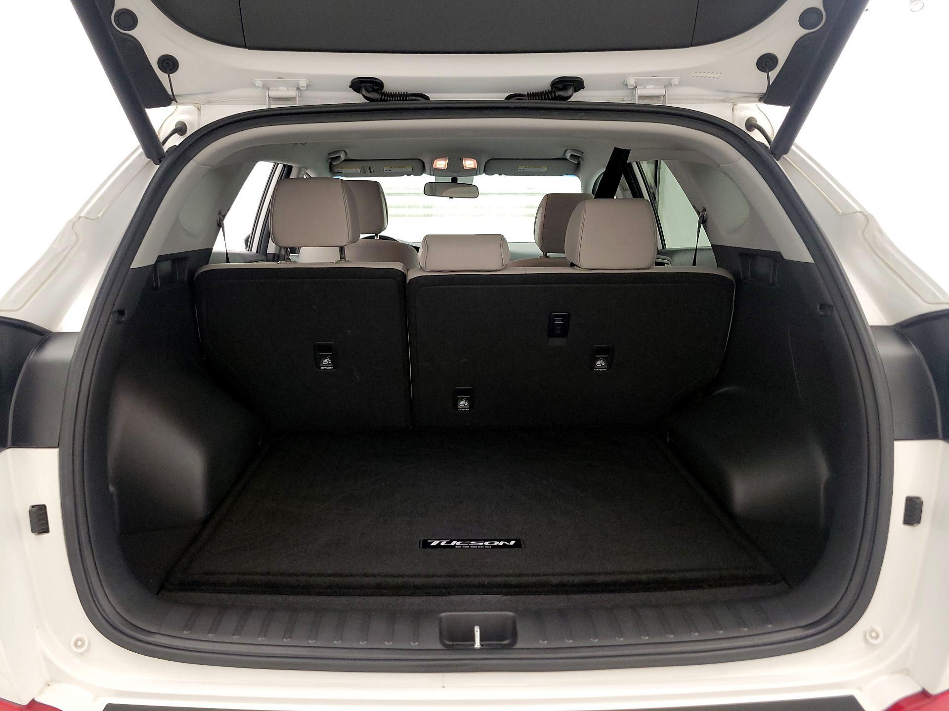 Thumbnail: 2016 Hyundai Tucson - 20