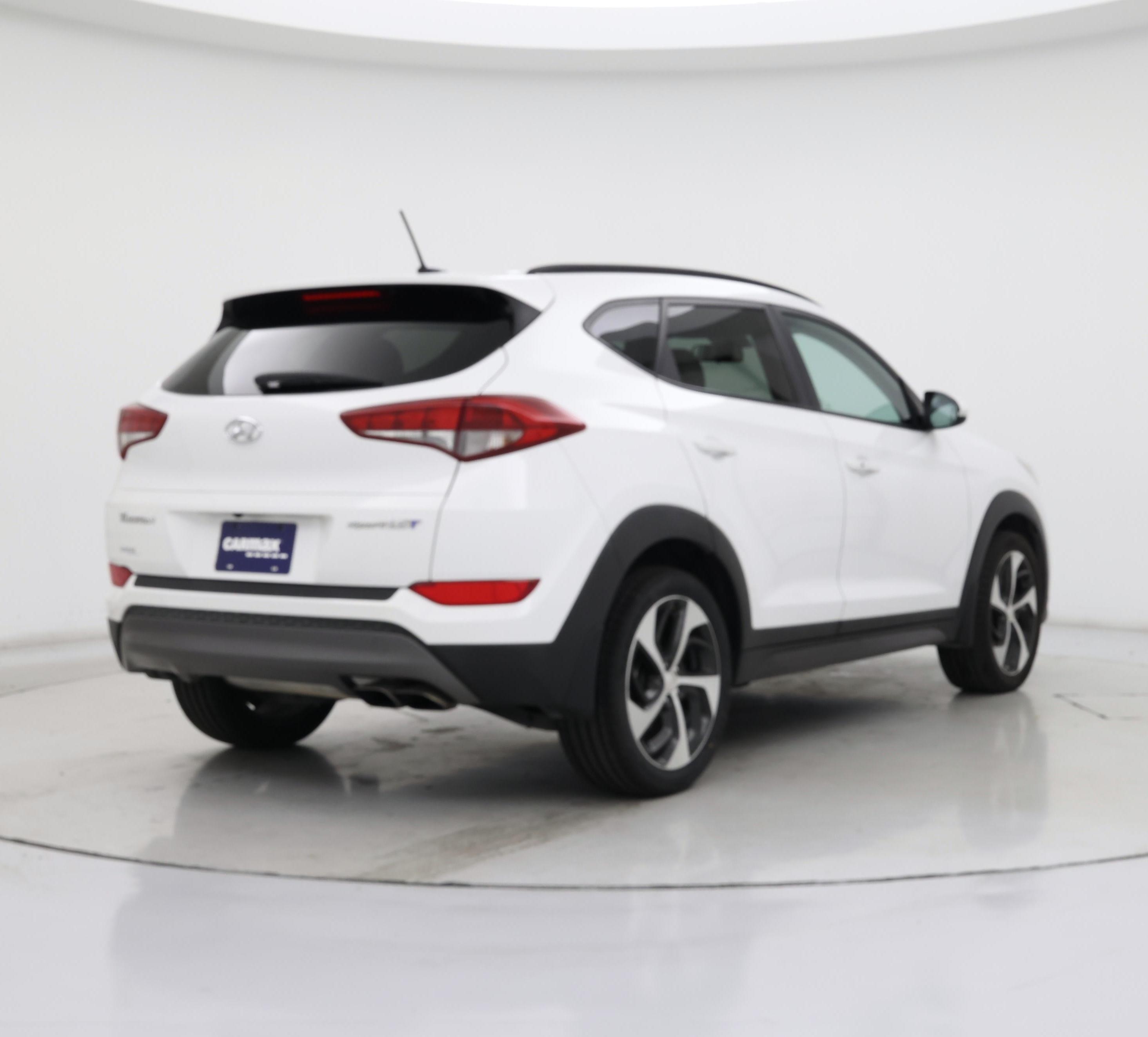 Thumbnail: 2016 Hyundai Tucson - 8