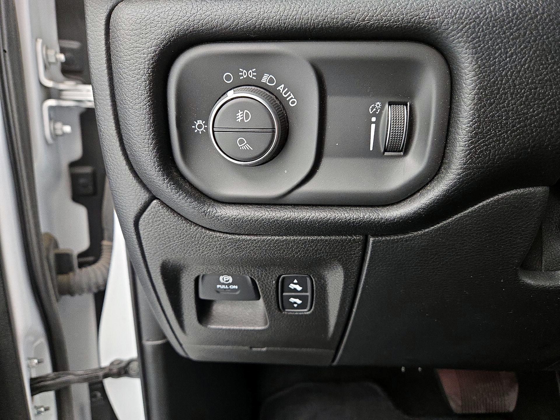 Thumbnail: 2022 RAM 1500 - 13