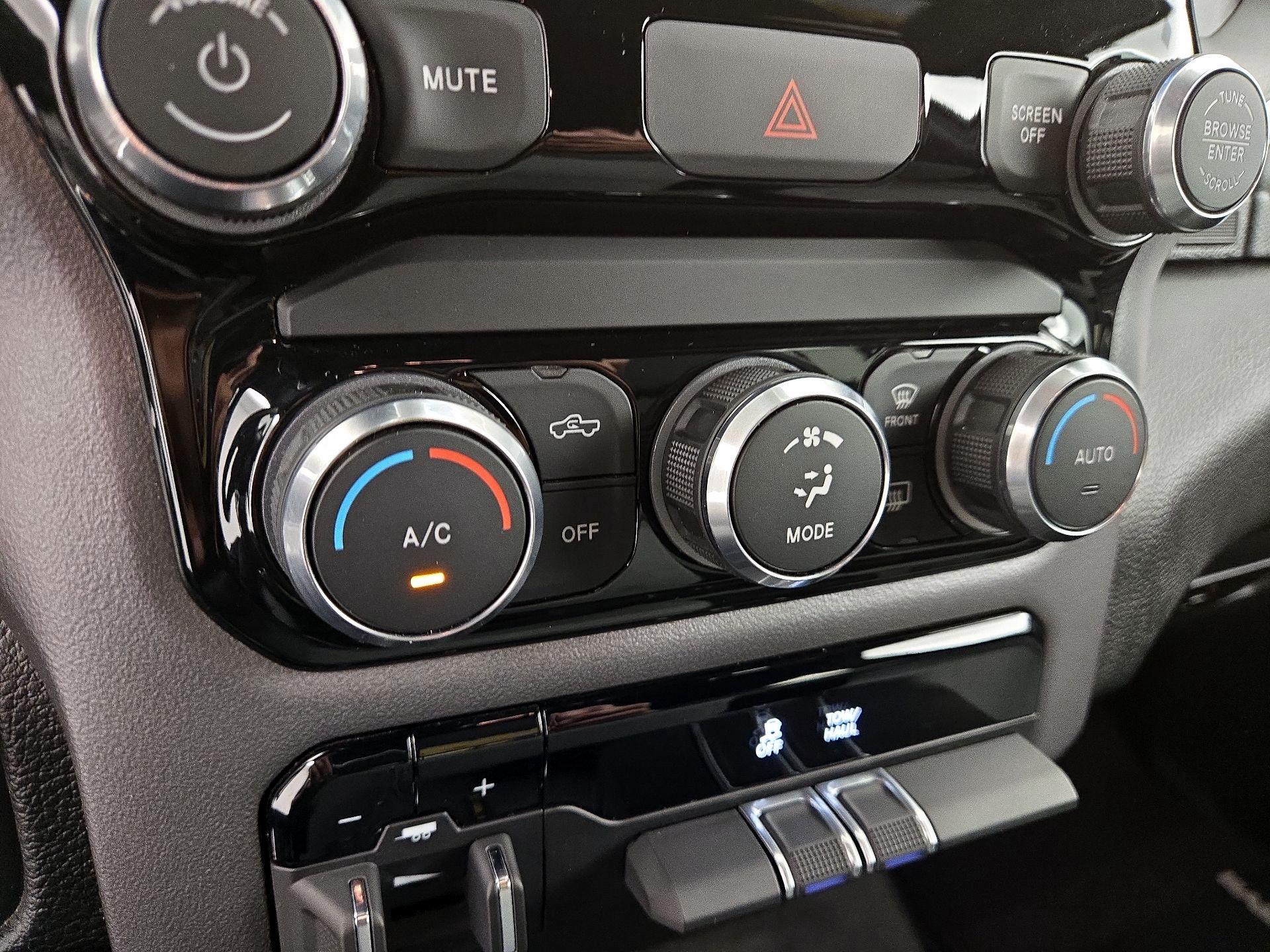 Thumbnail: 2022 RAM 1500 - 17