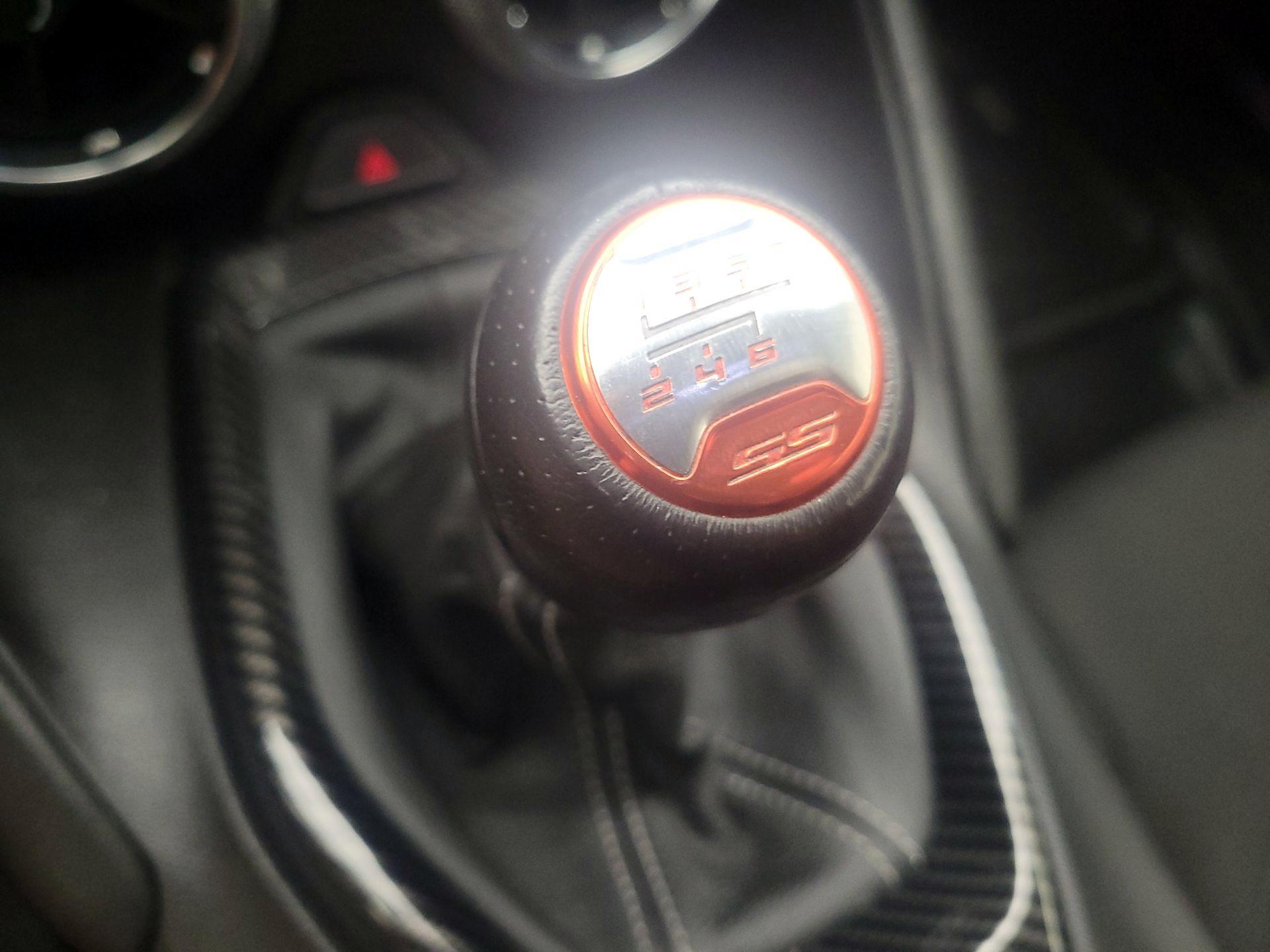 Thumbnail: 2018 Chevrolet Camaro - 17