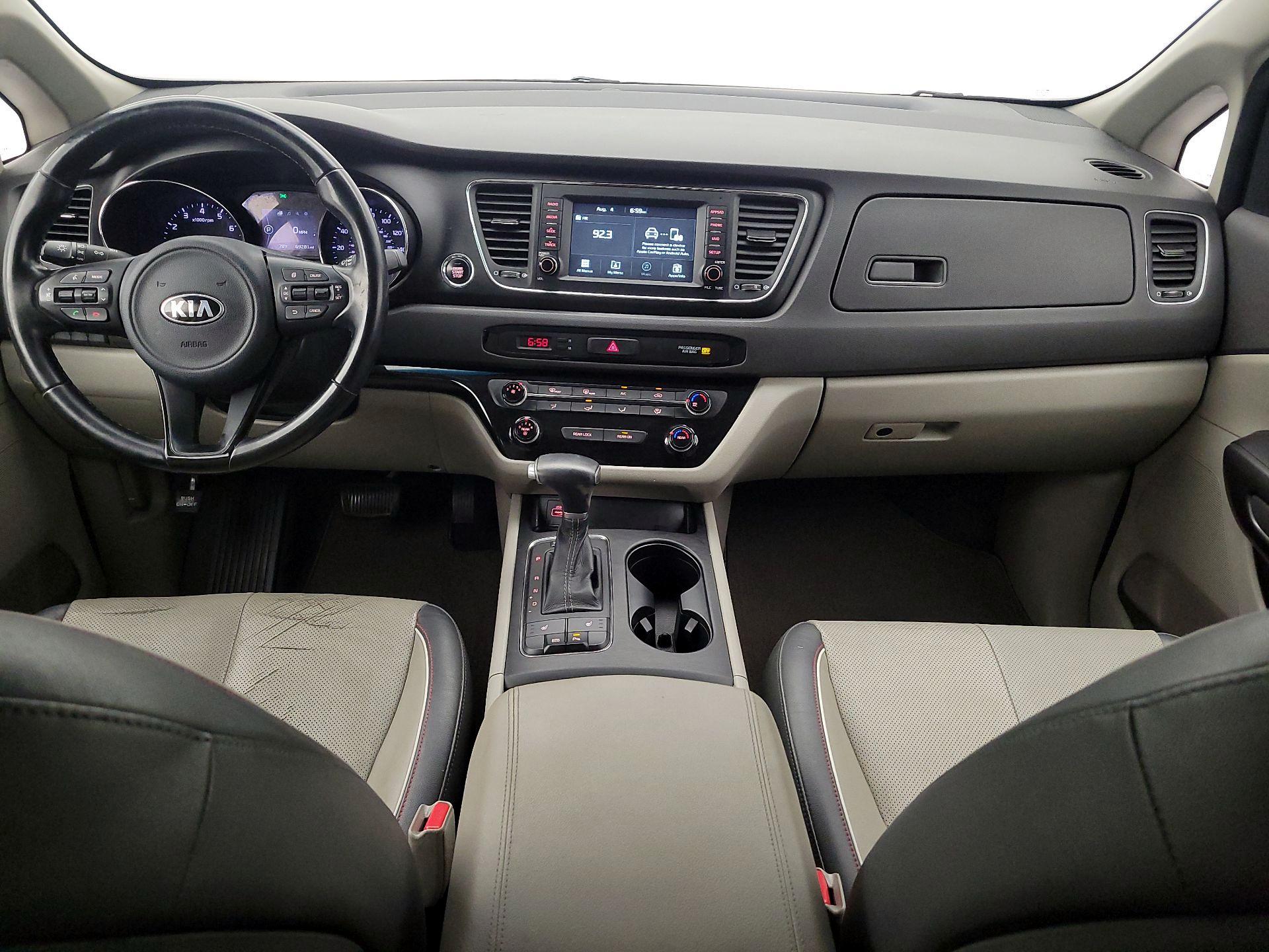 Thumbnail: 2017 Kia Sedona - 9