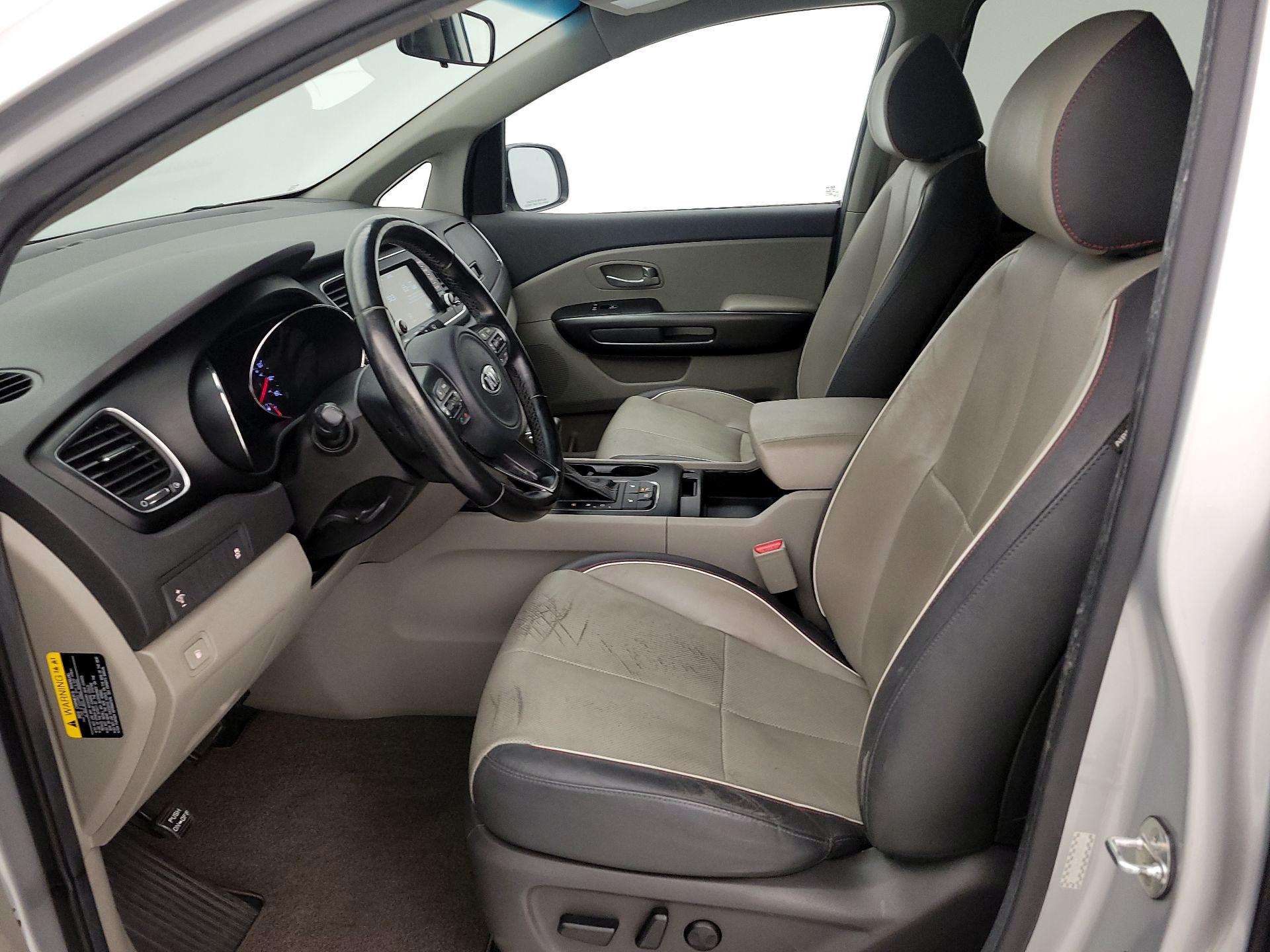 Thumbnail: 2017 Kia Sedona - 11