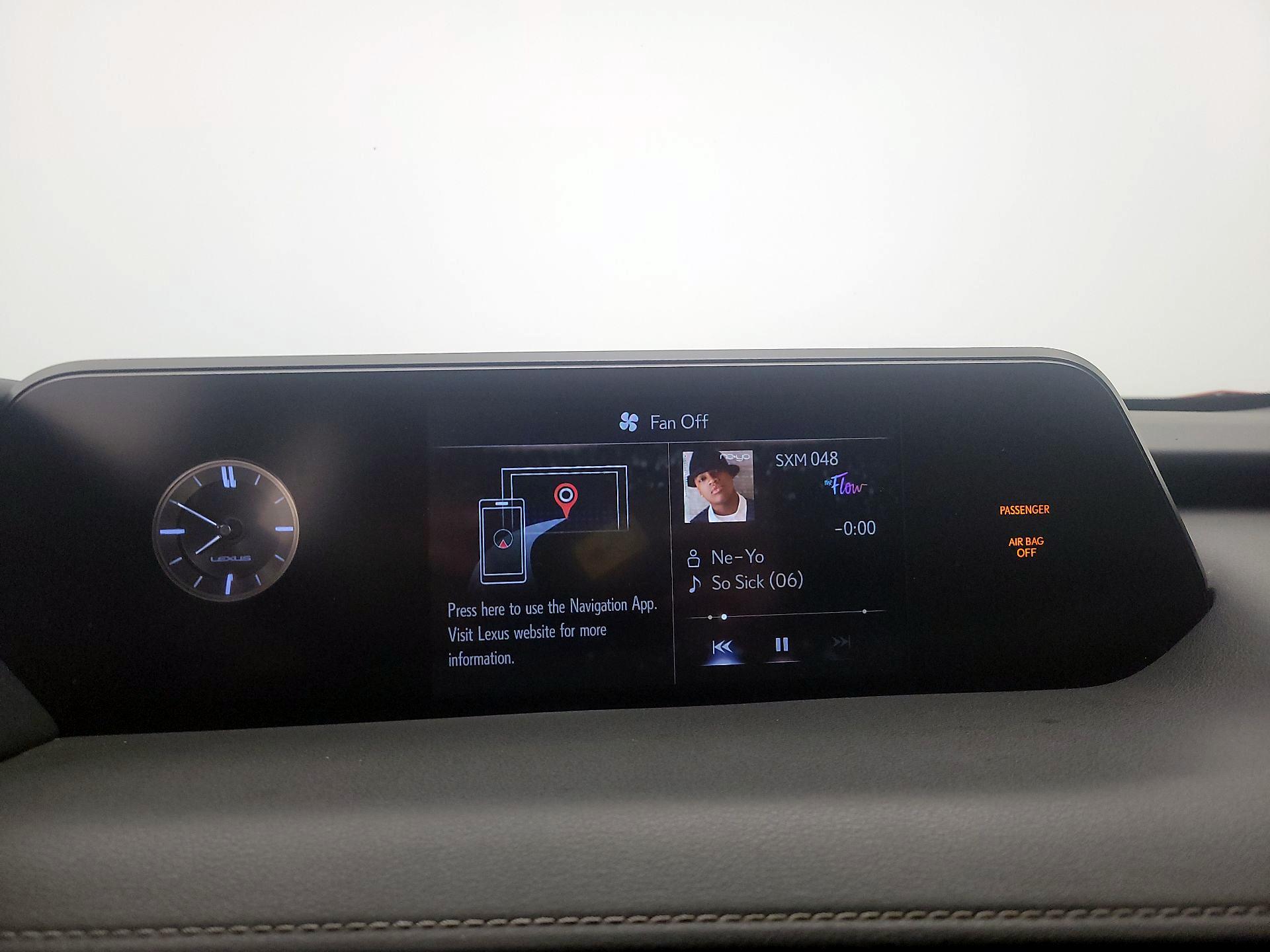 Thumbnail: 2021 Lexus UX - 15