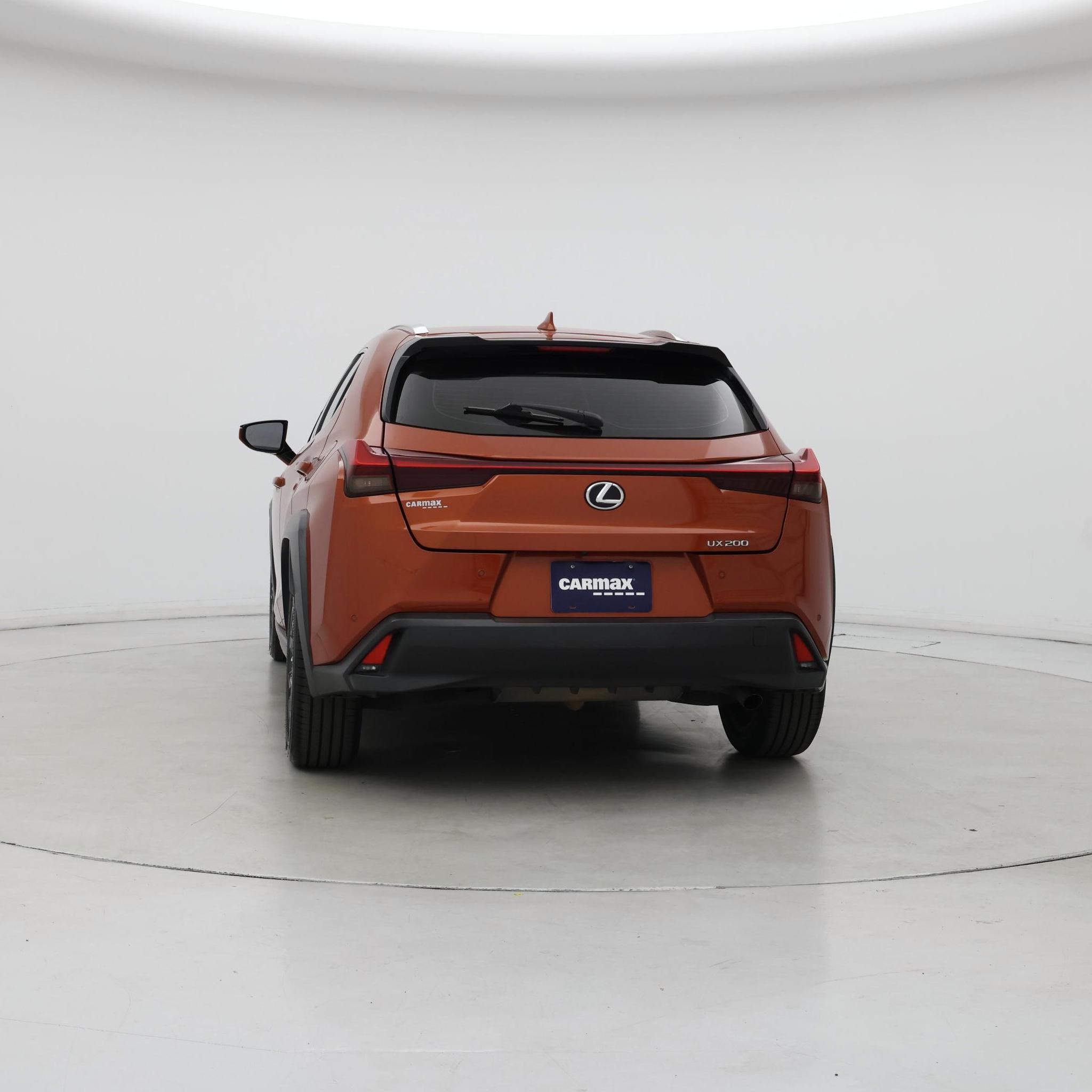 Thumbnail: 2021 Lexus UX - 6