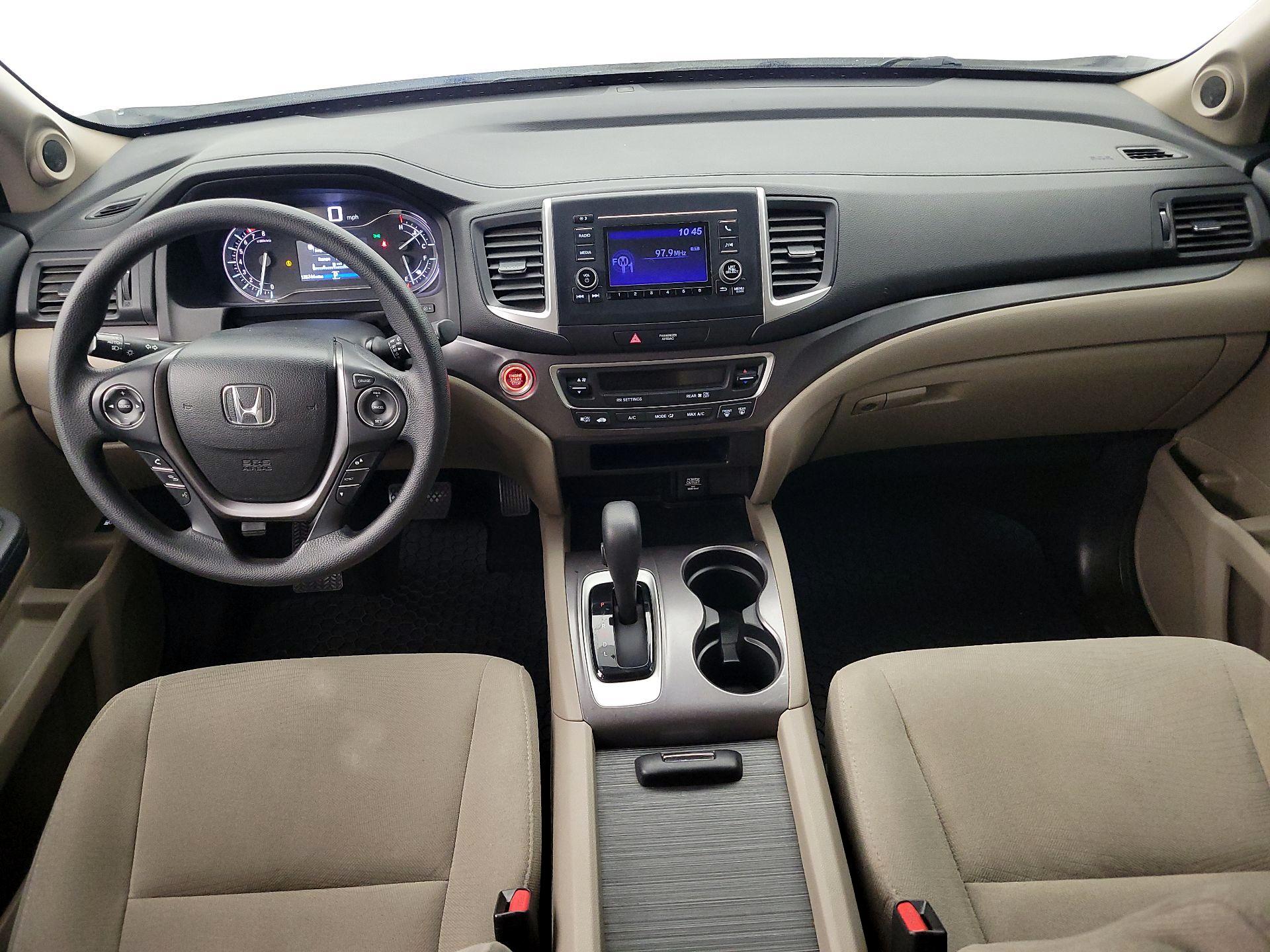 Thumbnail: 2017 Honda Pilot - 9