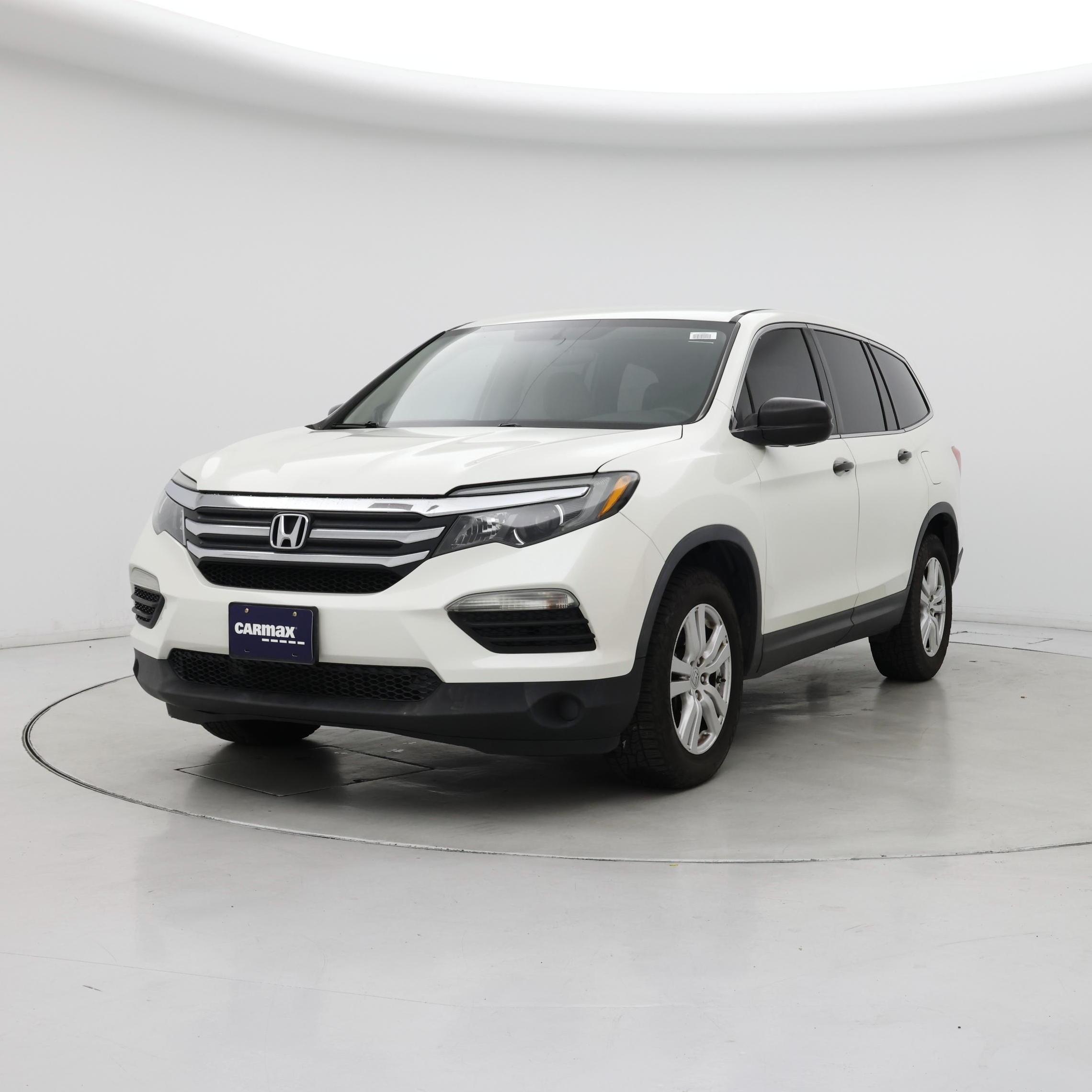 Thumbnail: 2017 Honda Pilot - 4