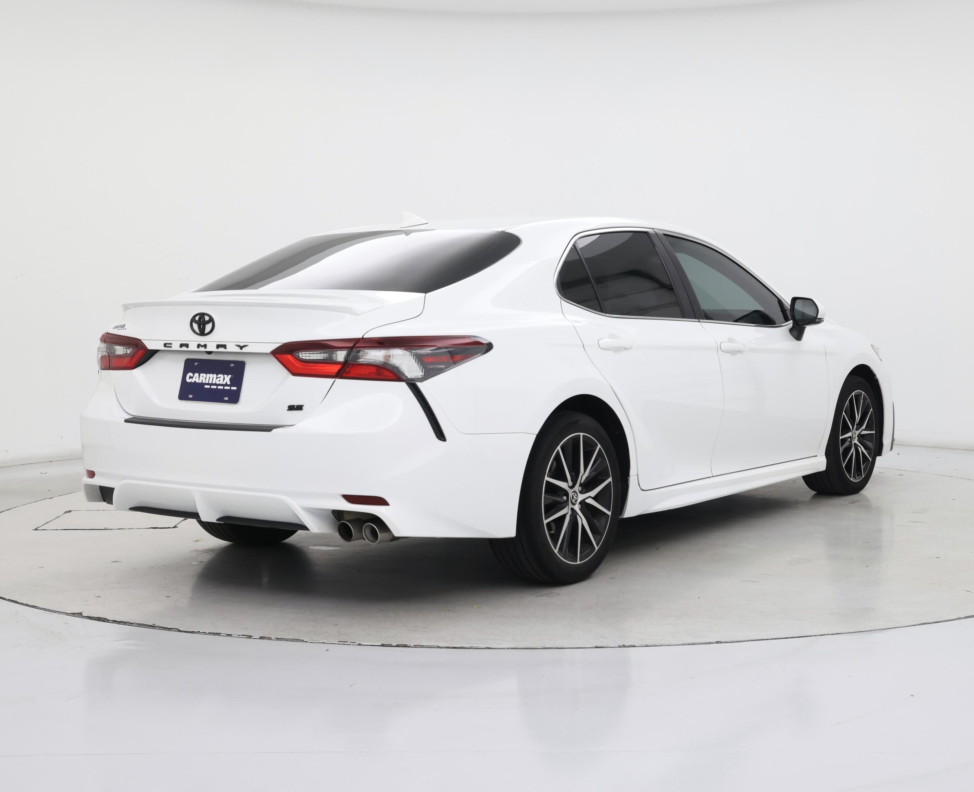 Thumbnail: 2023 Toyota Camry - 8