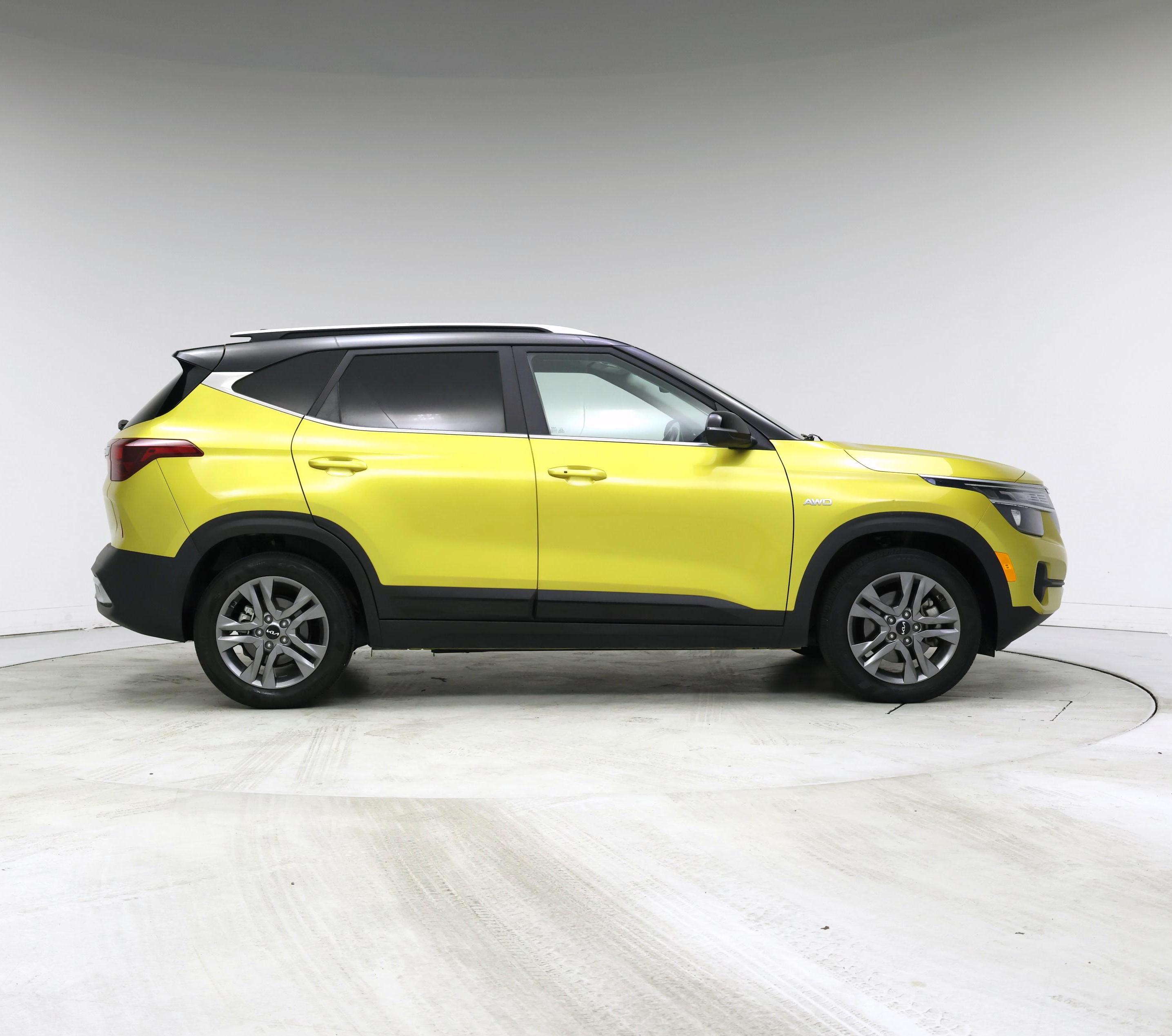 Thumbnail: 2022 Kia Seltos - 7