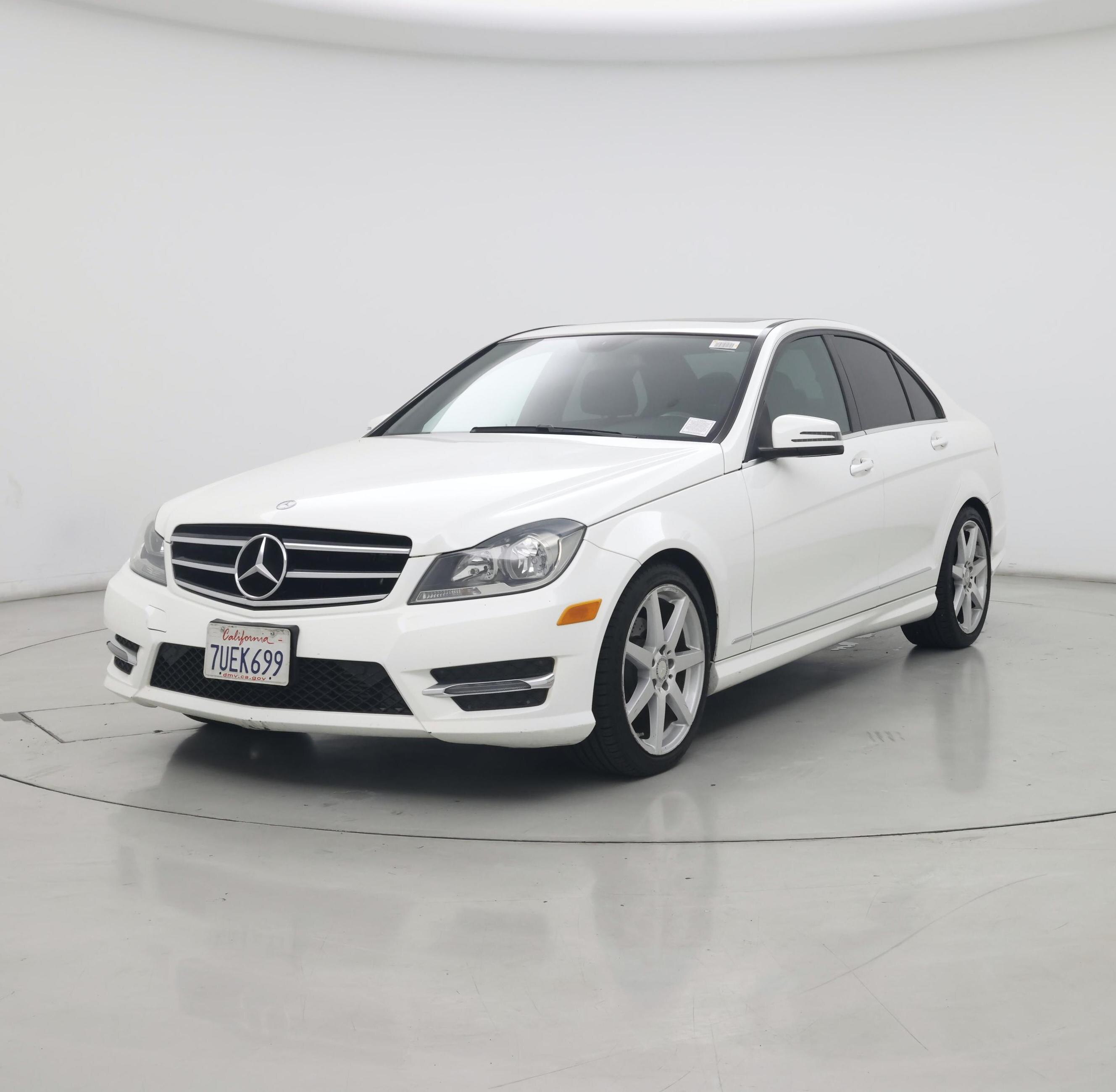Thumbnail: 2014 Mercedes-Benz C-Class - 4
