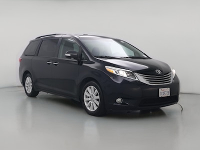 Black 2017 Toyota Sienna Limited Premium