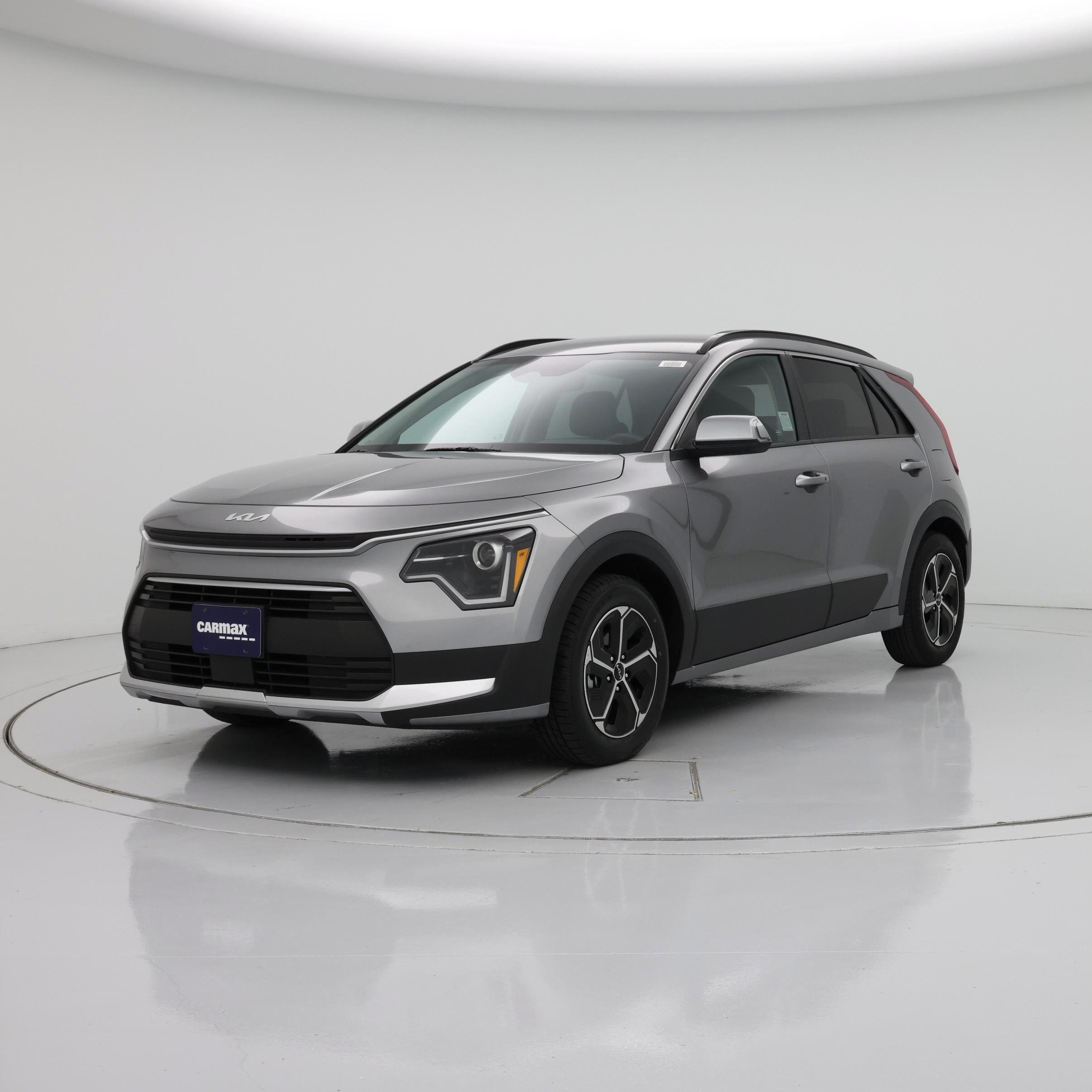 Thumbnail: 2023 Kia Niro - 4